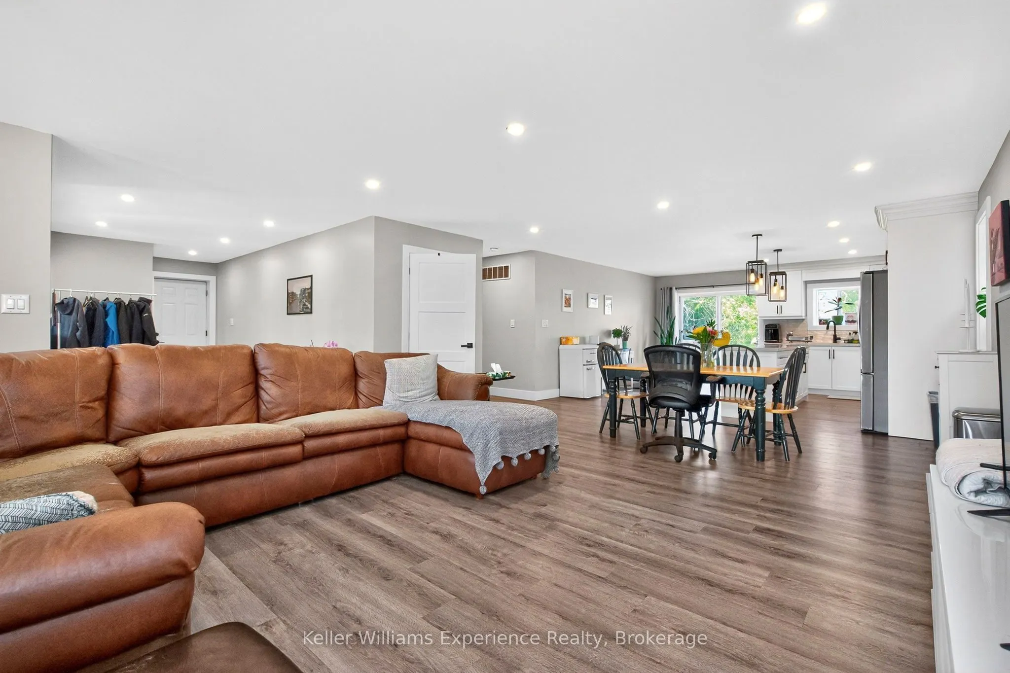 2425 Old Fort Road