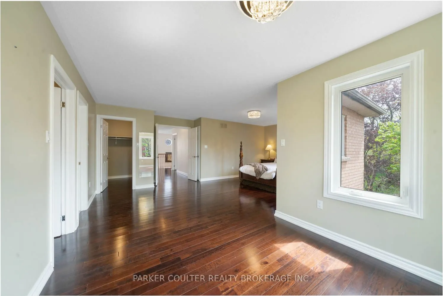 43 Falling Brook Drive