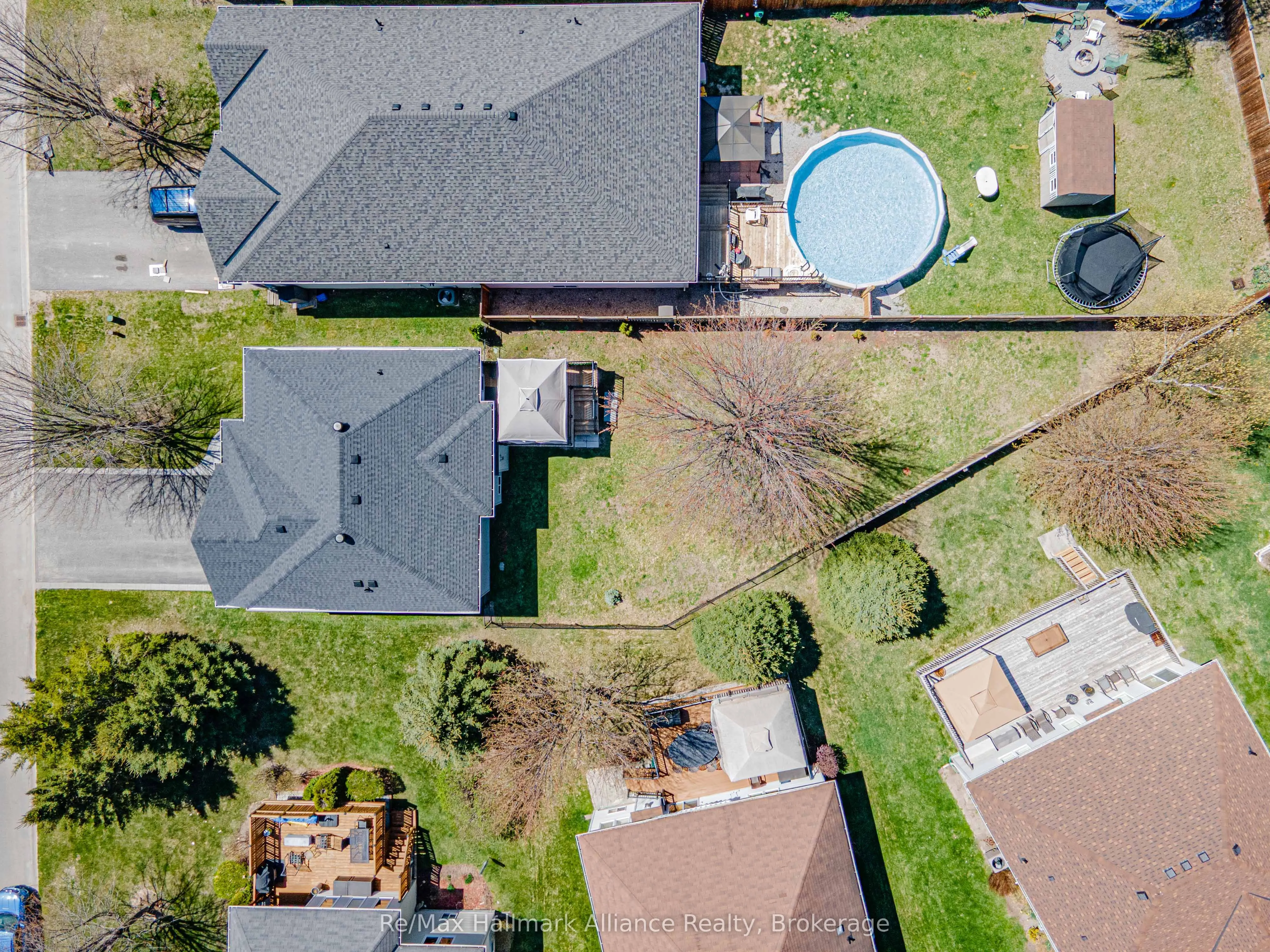20 Meadowood Drive