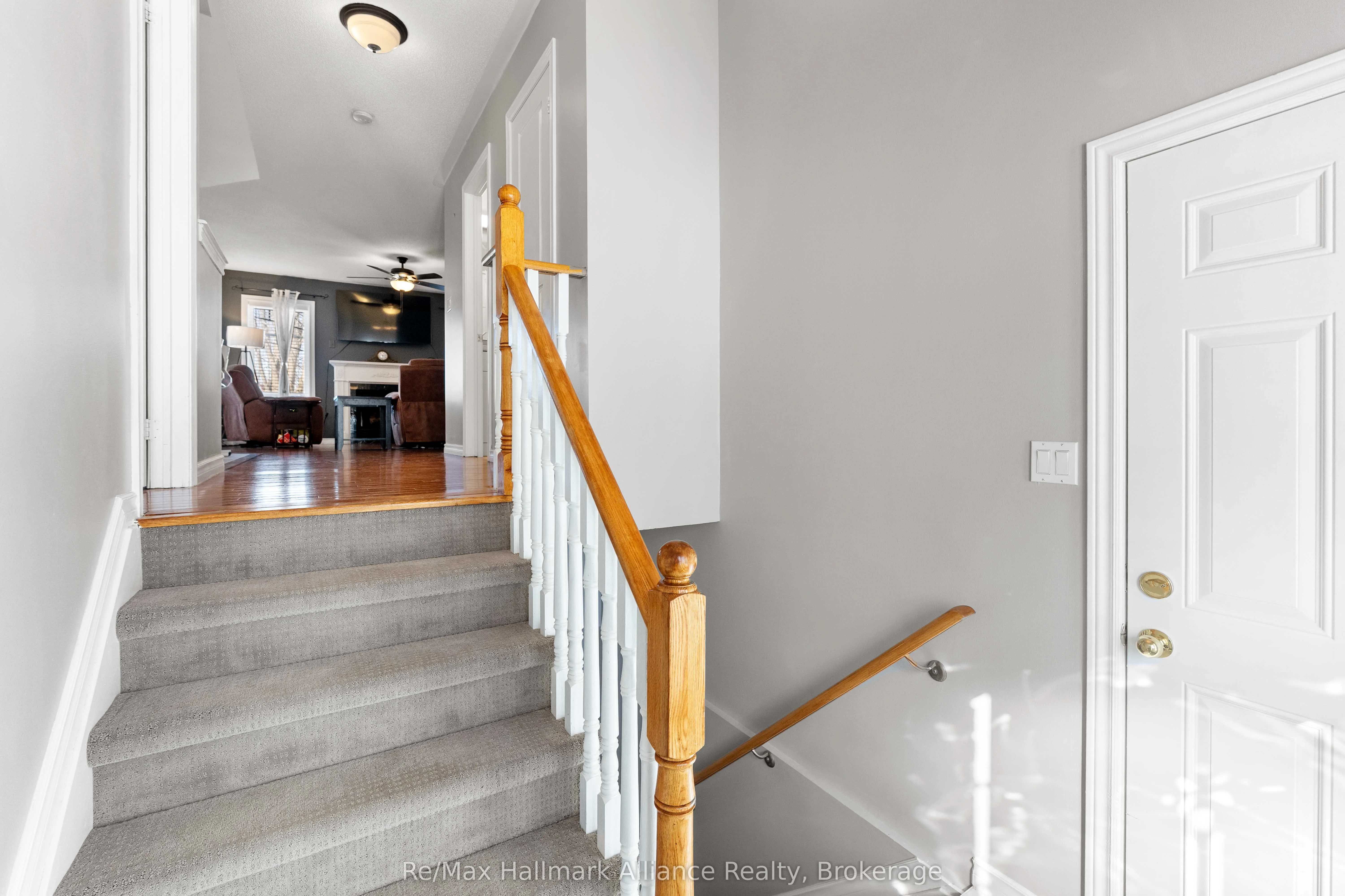 20 Meadowood Drive