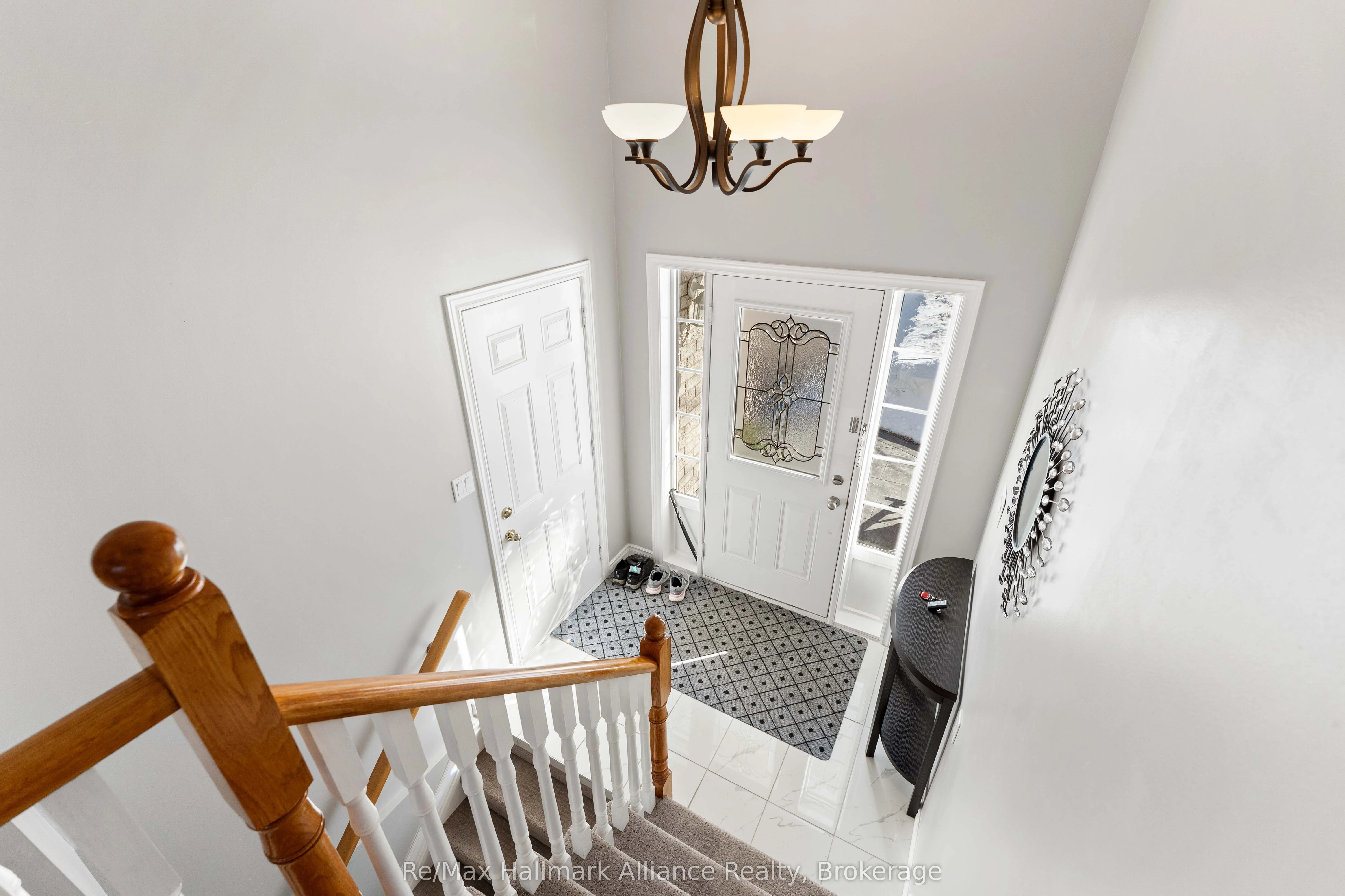 20 Meadowood Drive