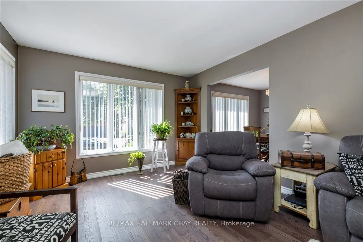 114 Chieftain Crescent