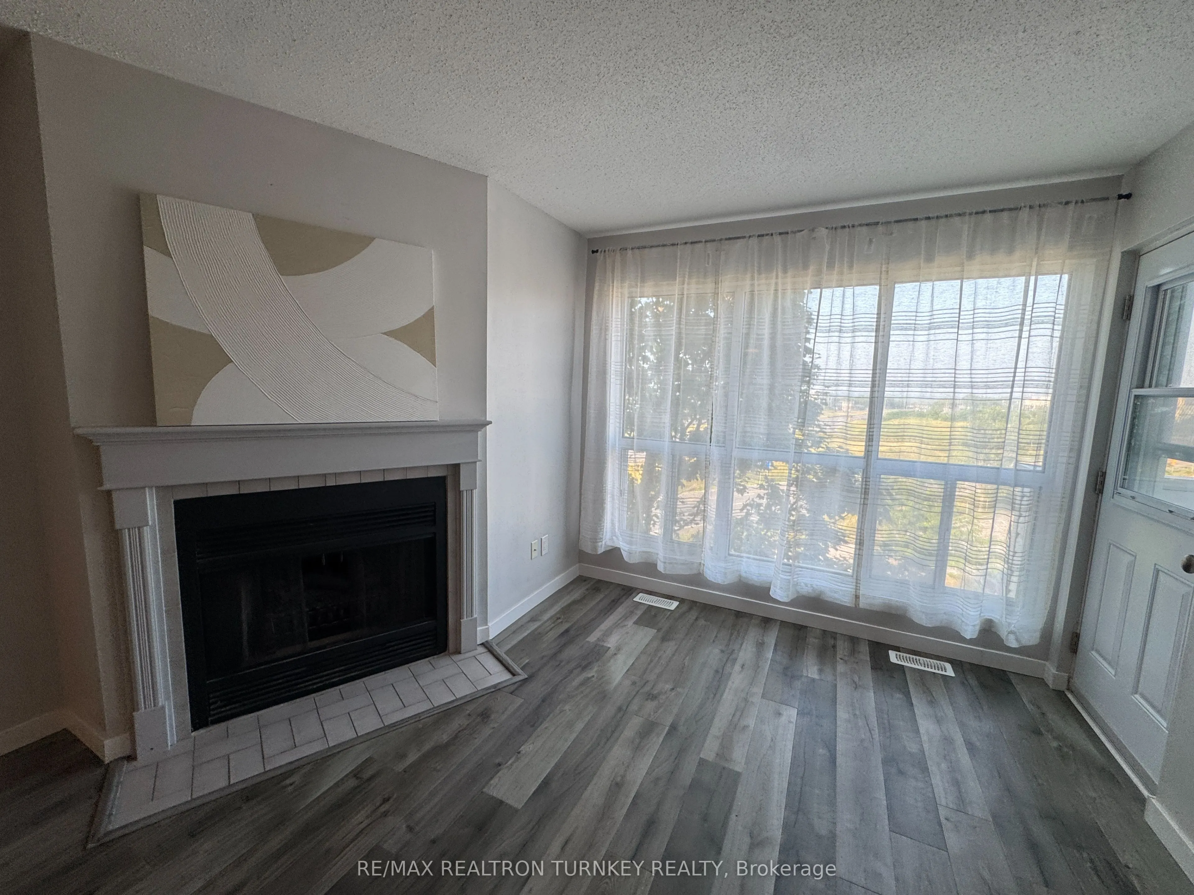 126 Bell Farm Road, #303