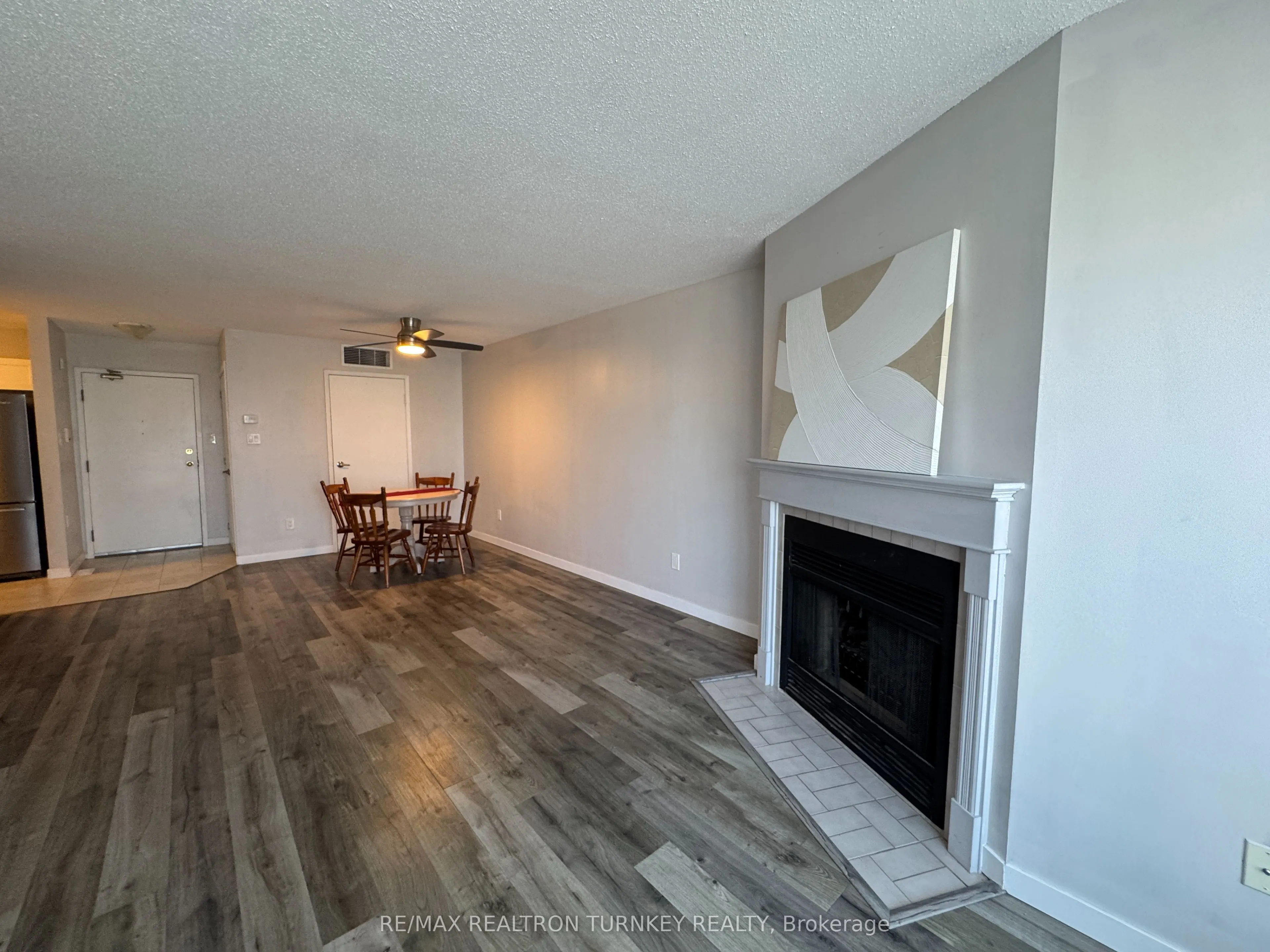 126 Bell Farm Road, #303