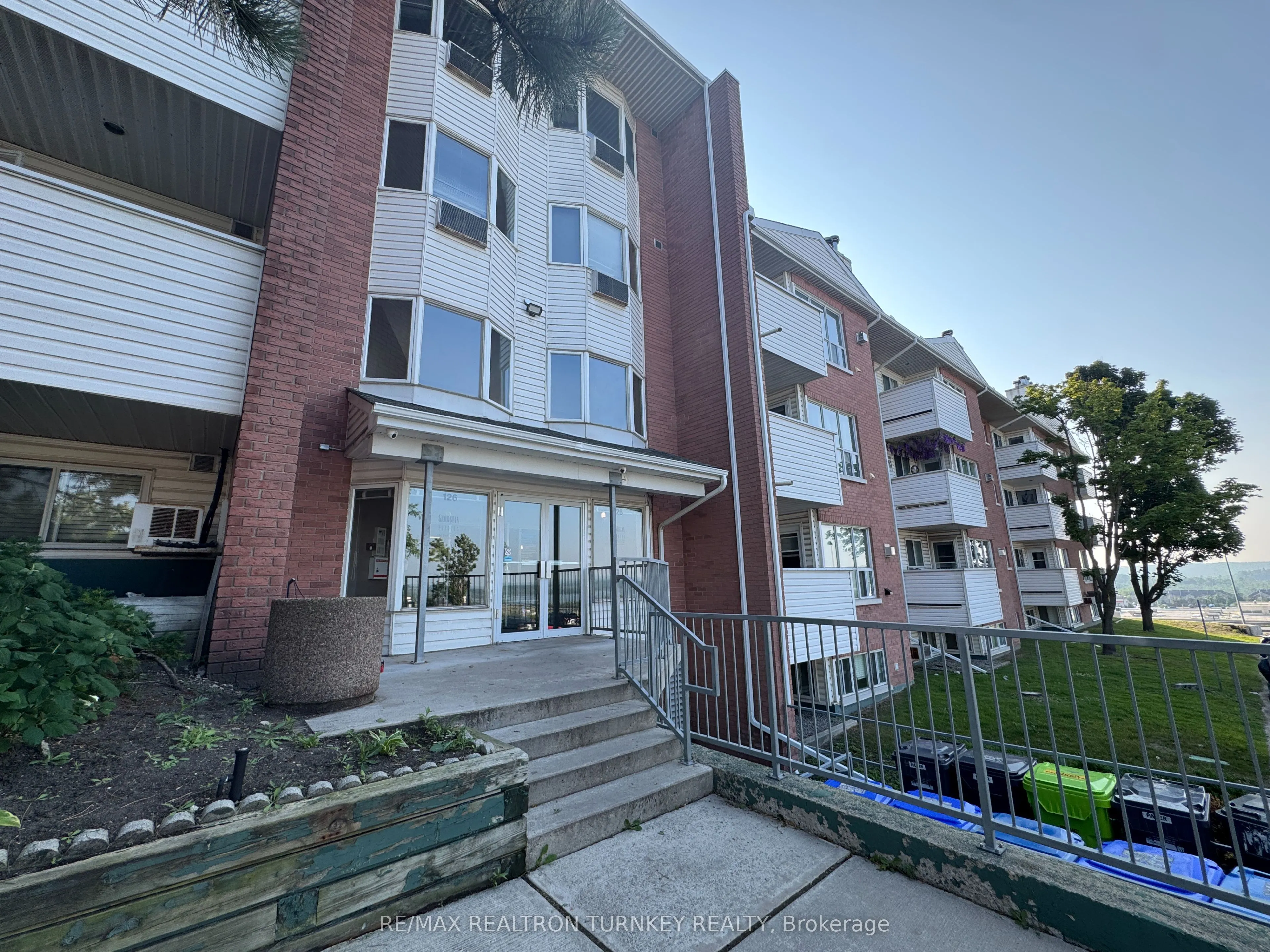 126 Bell Farm Road, #303