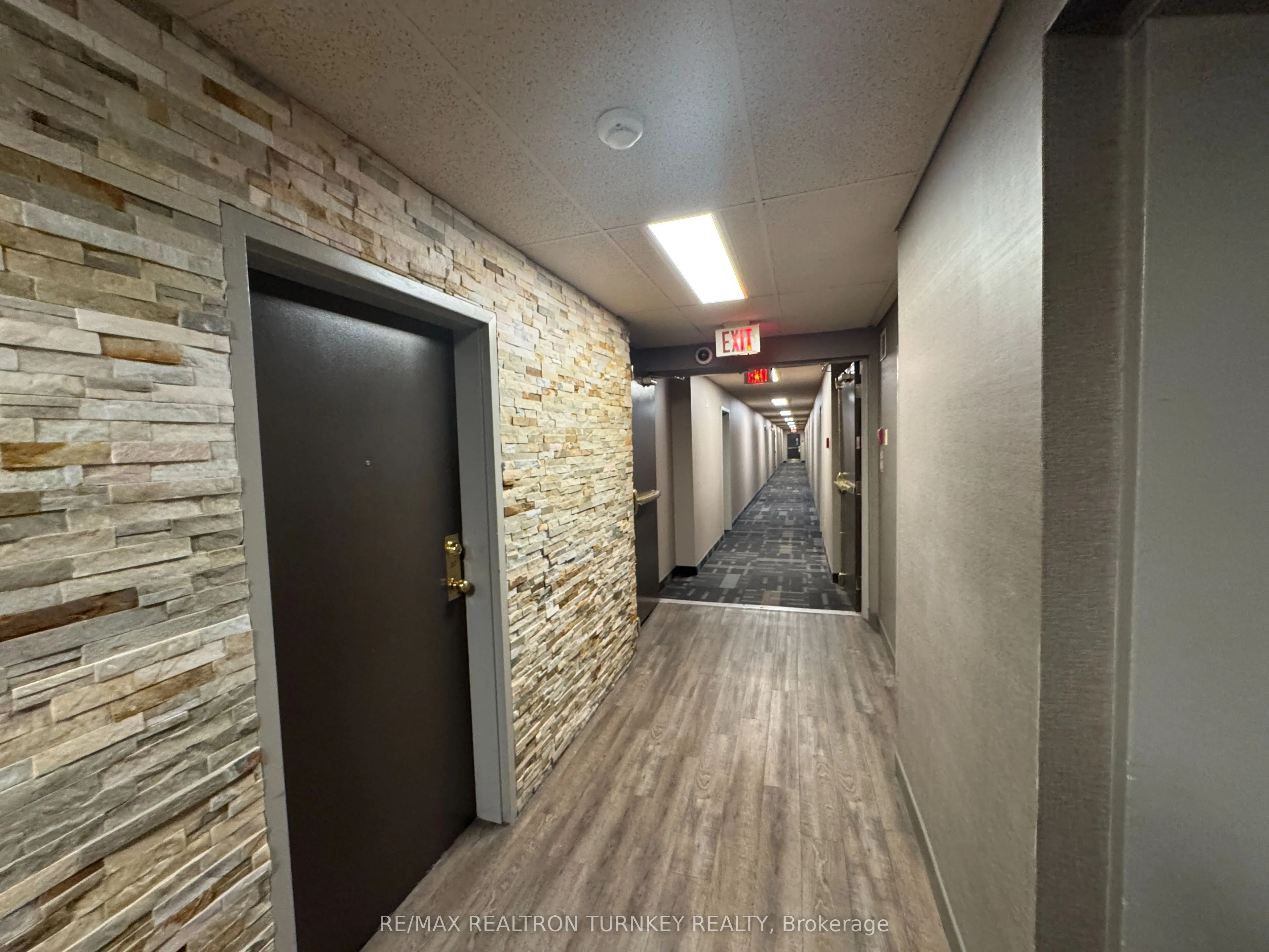 126 Bell Farm Road, #303