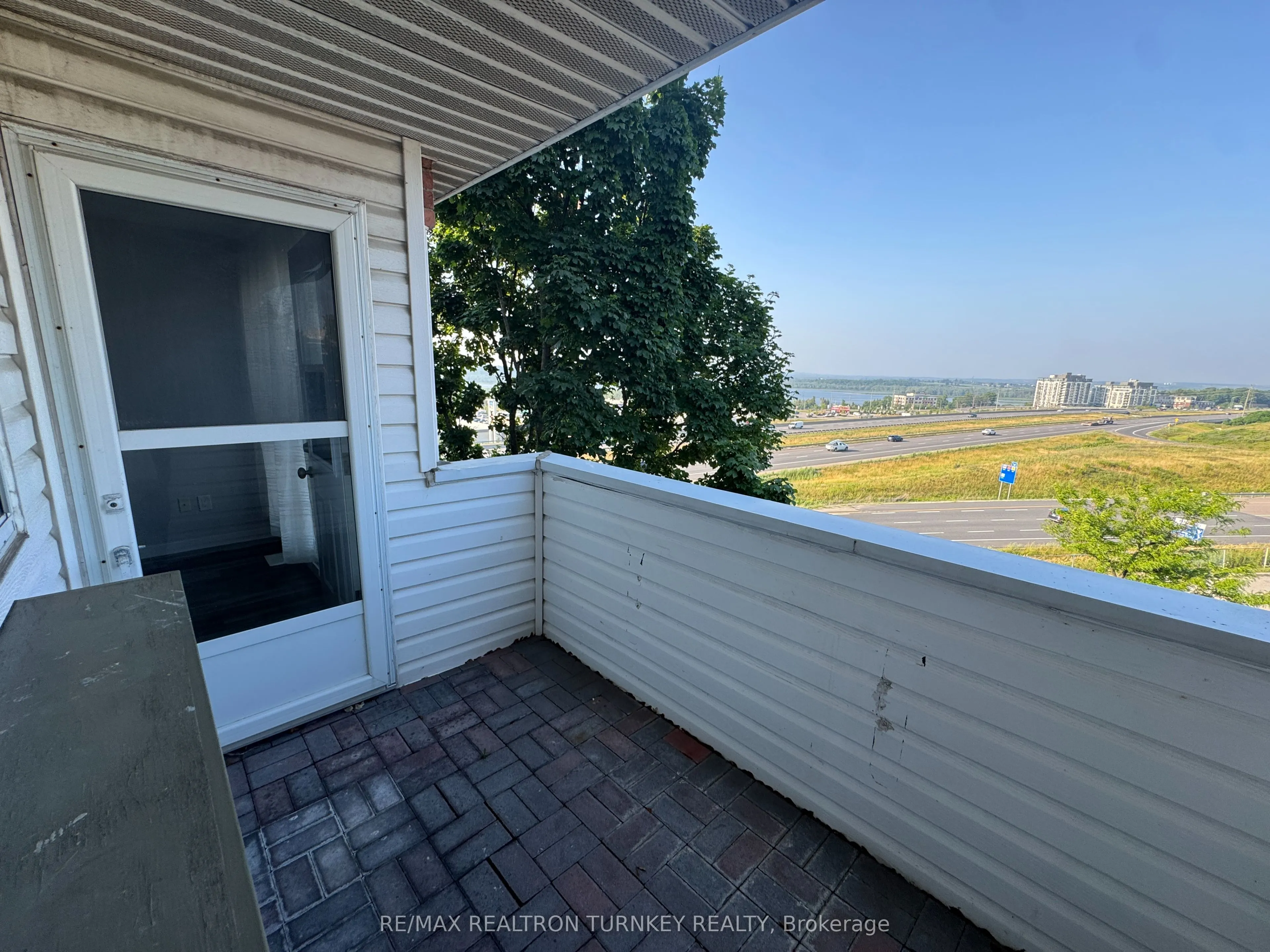 126 Bell Farm Road, #303