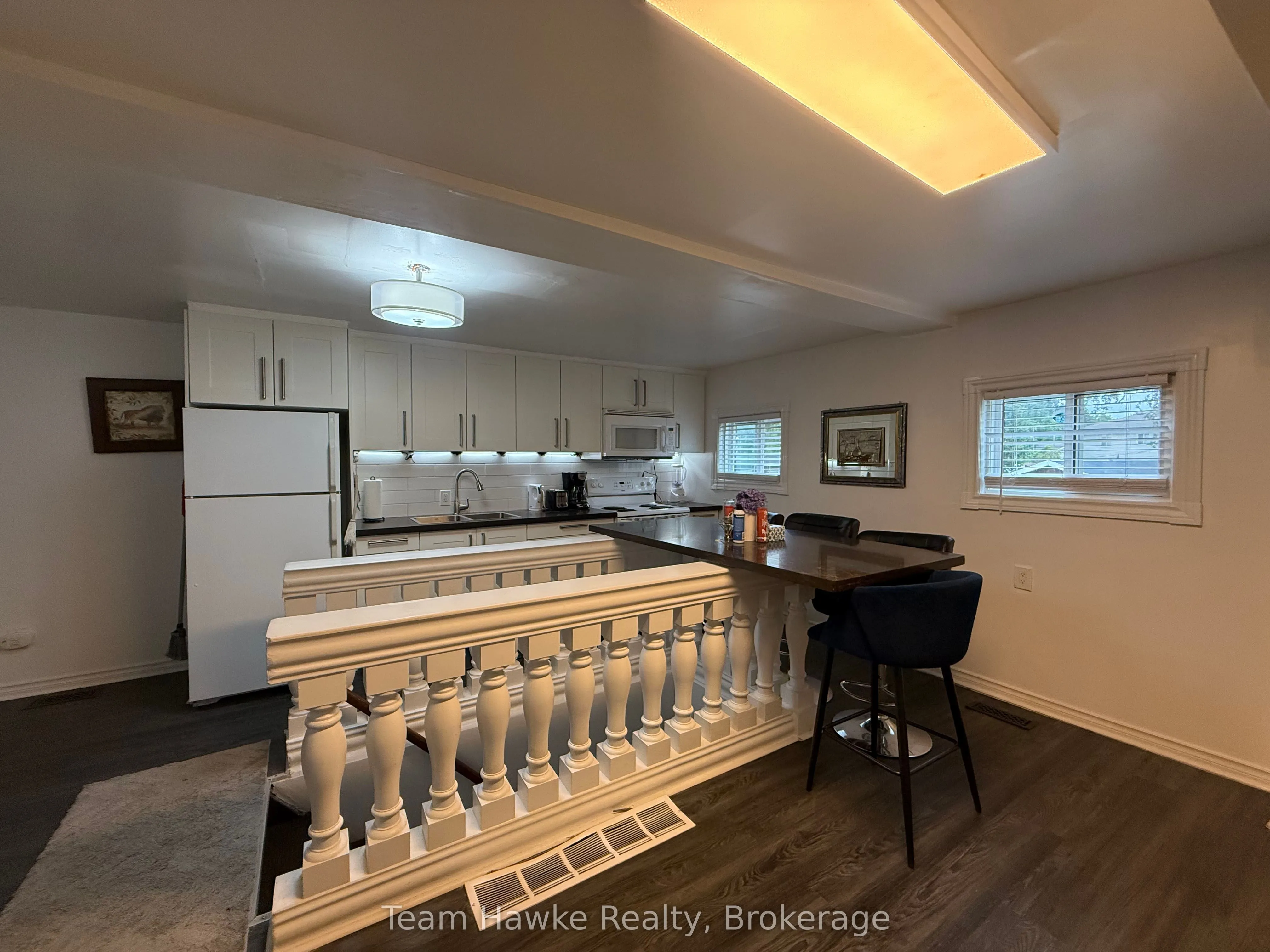 450 Sturgeon Bay Road, #2