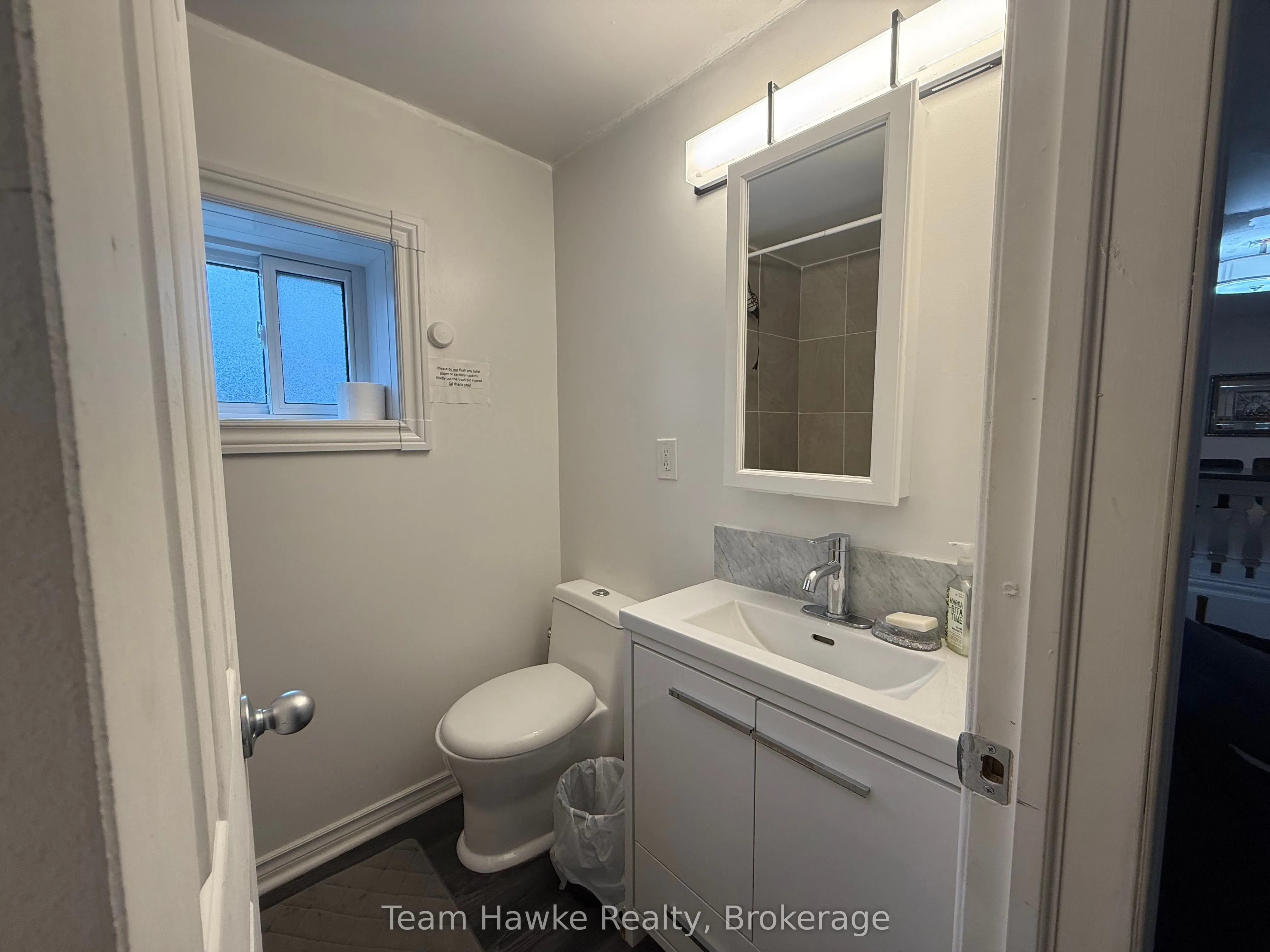 450 Sturgeon Bay Road, #2