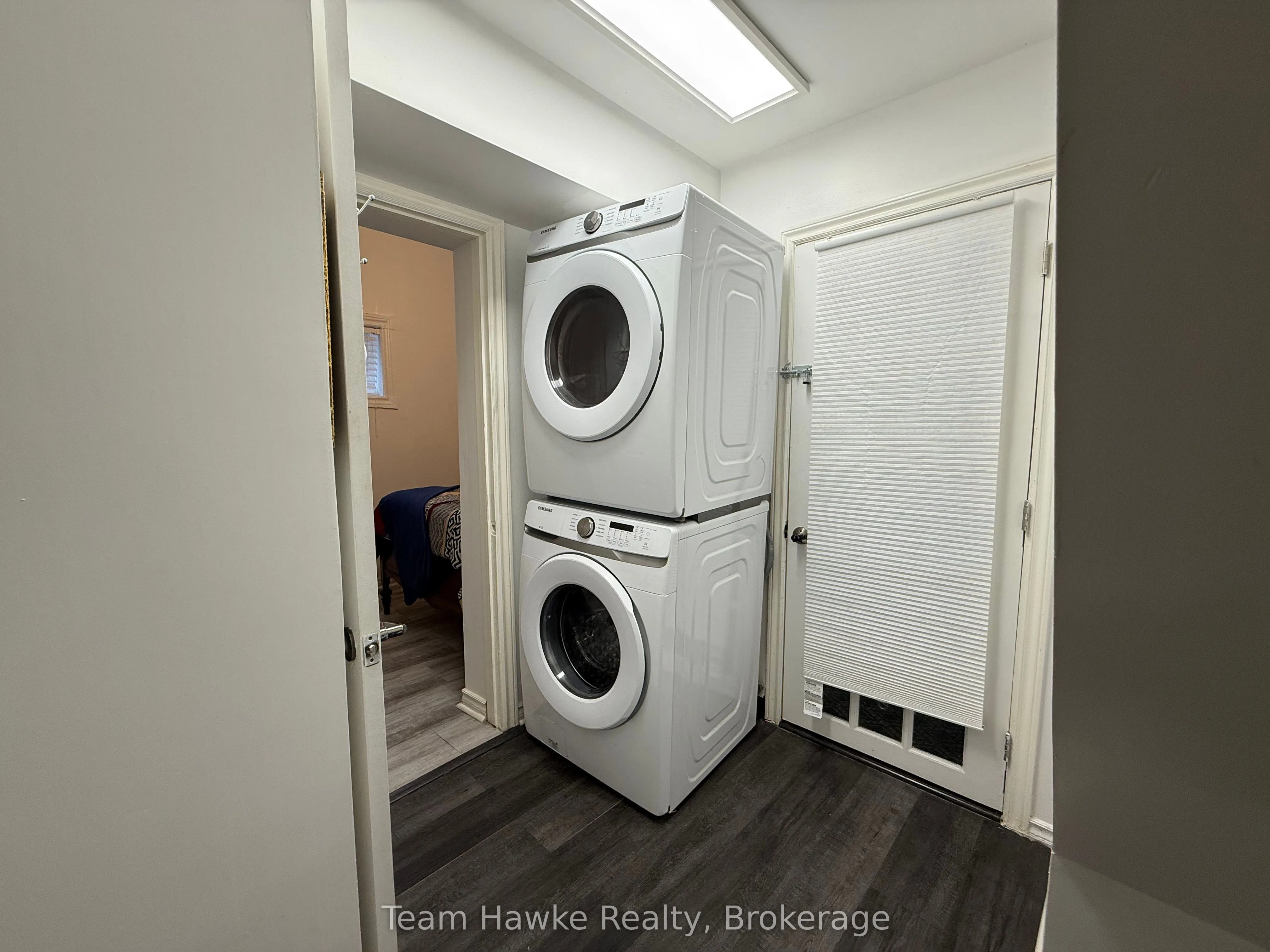 450 Sturgeon Bay Road, #1
