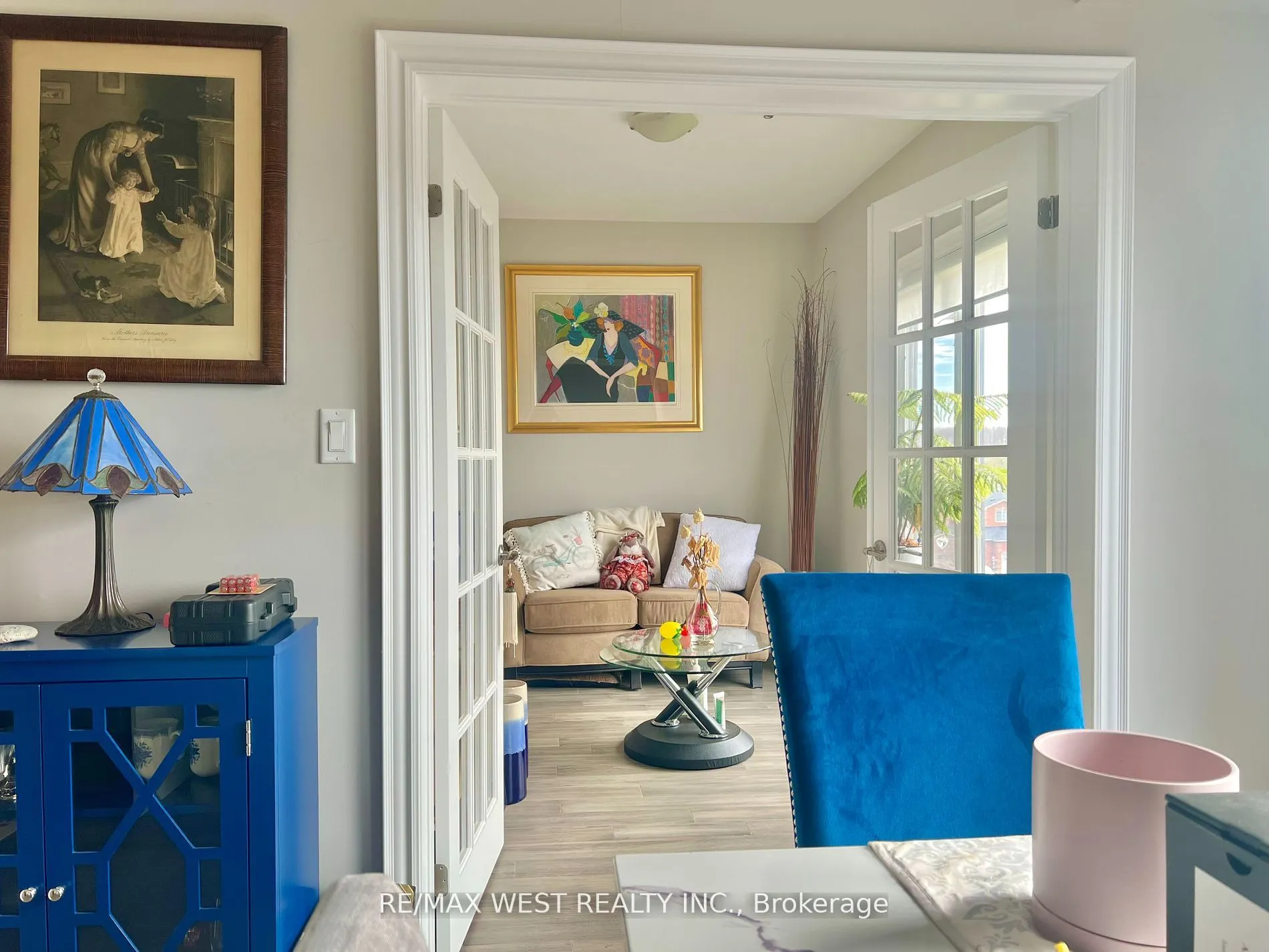 720 Yonge Street, #402