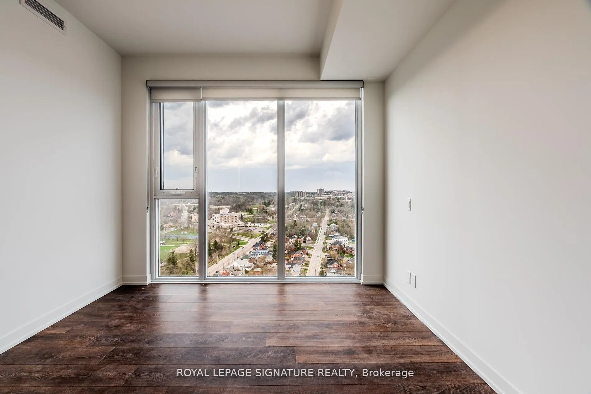 39 Mary Street, #2702