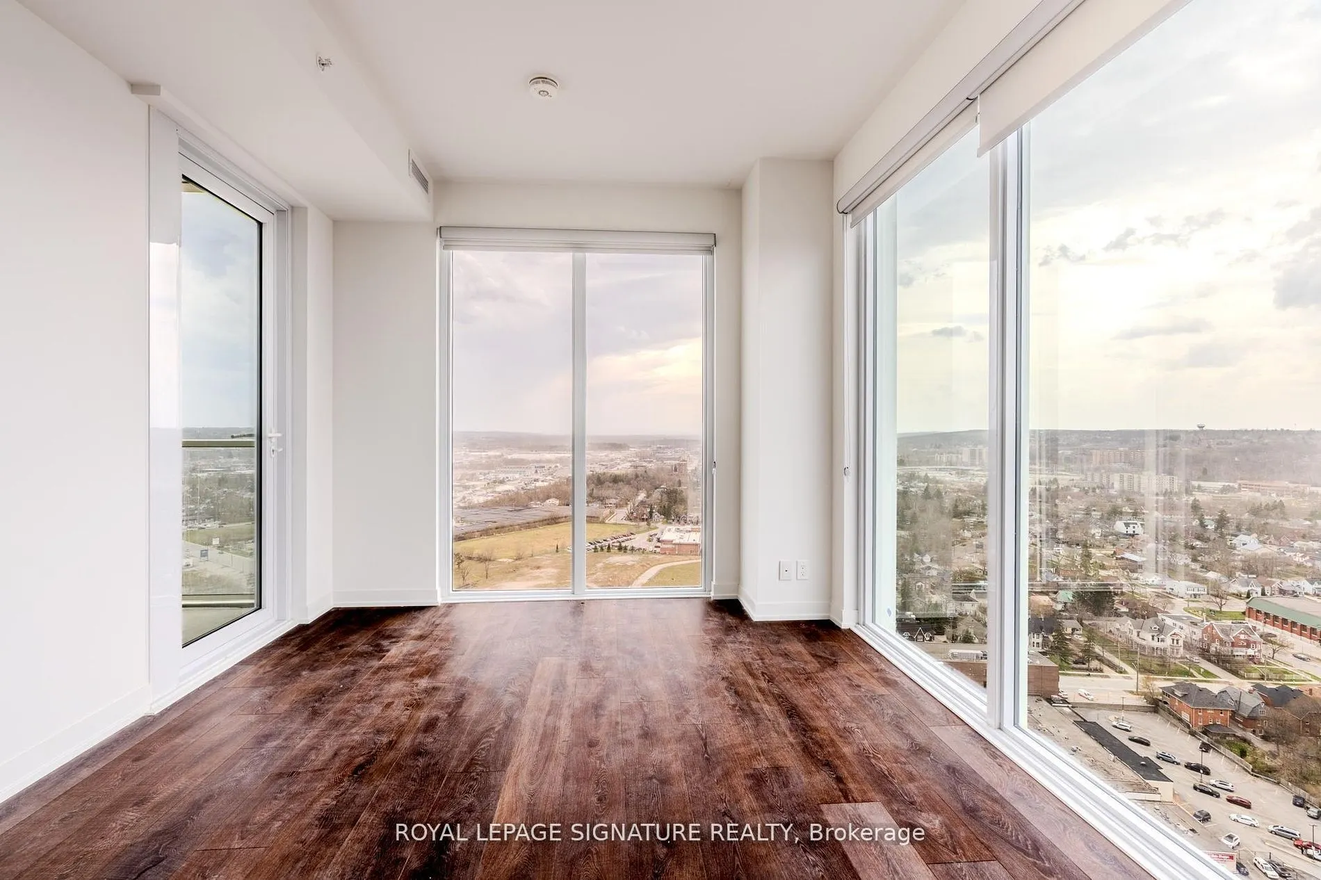 39 Mary Street, #2702