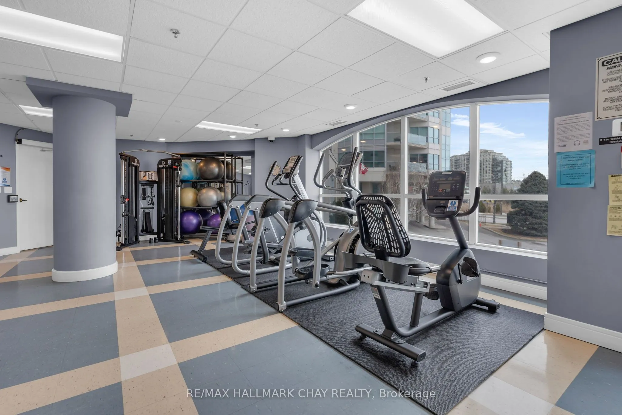 2 TORONTO Street, #307
