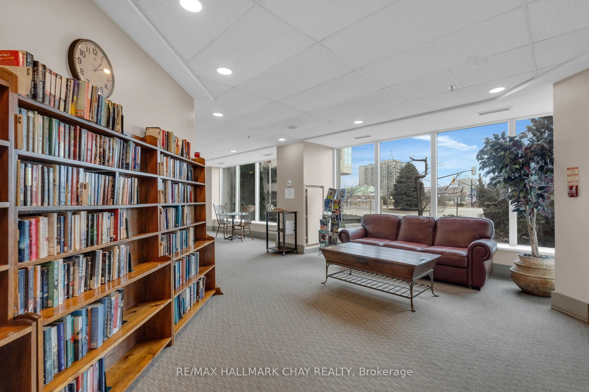 2 TORONTO Street, #307