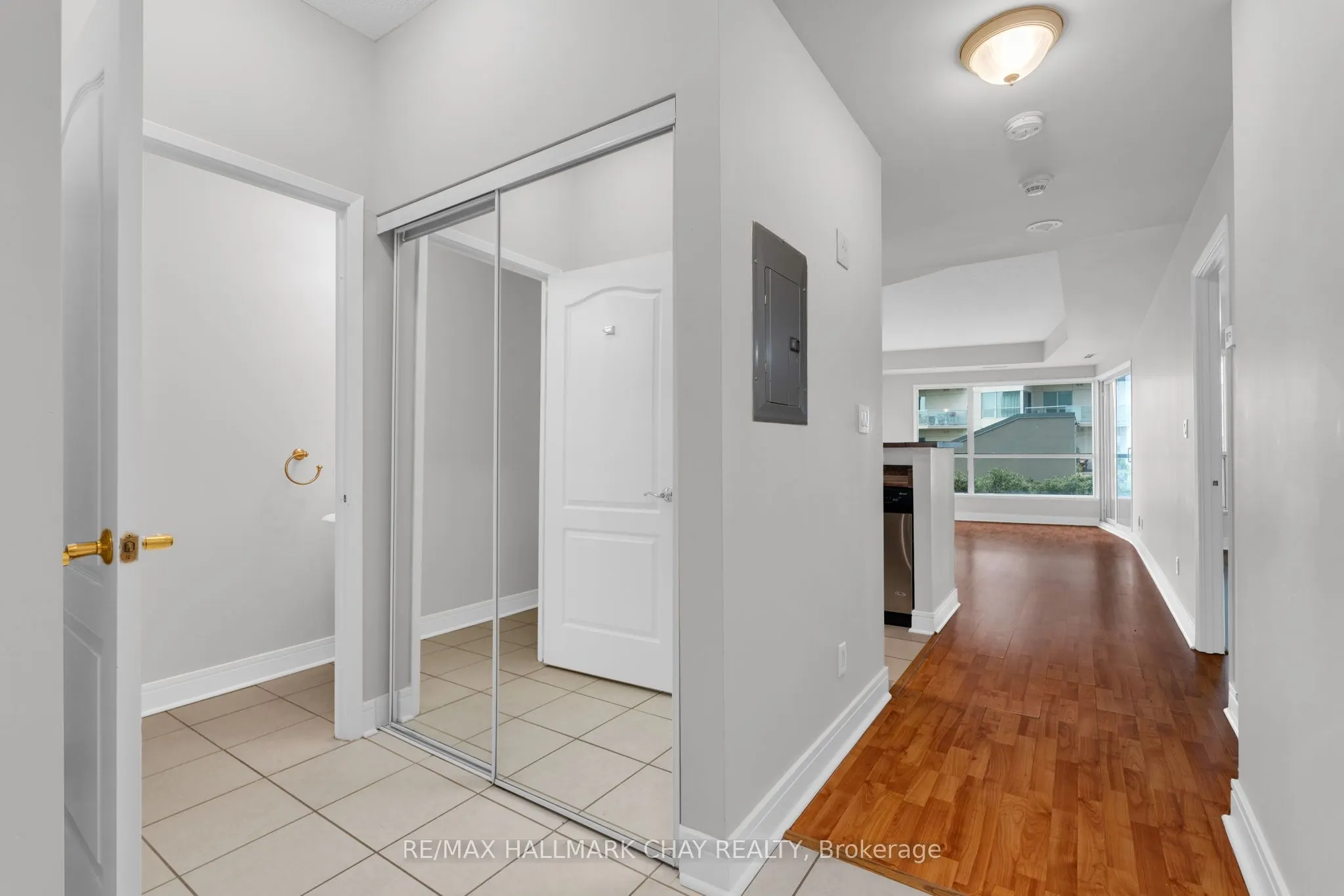 2 TORONTO Street, #307