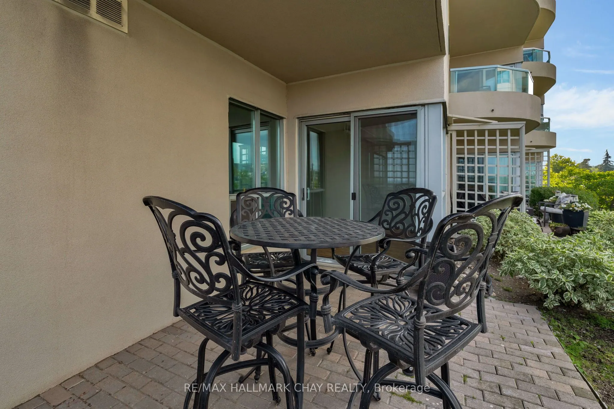 2 TORONTO Street, #307
