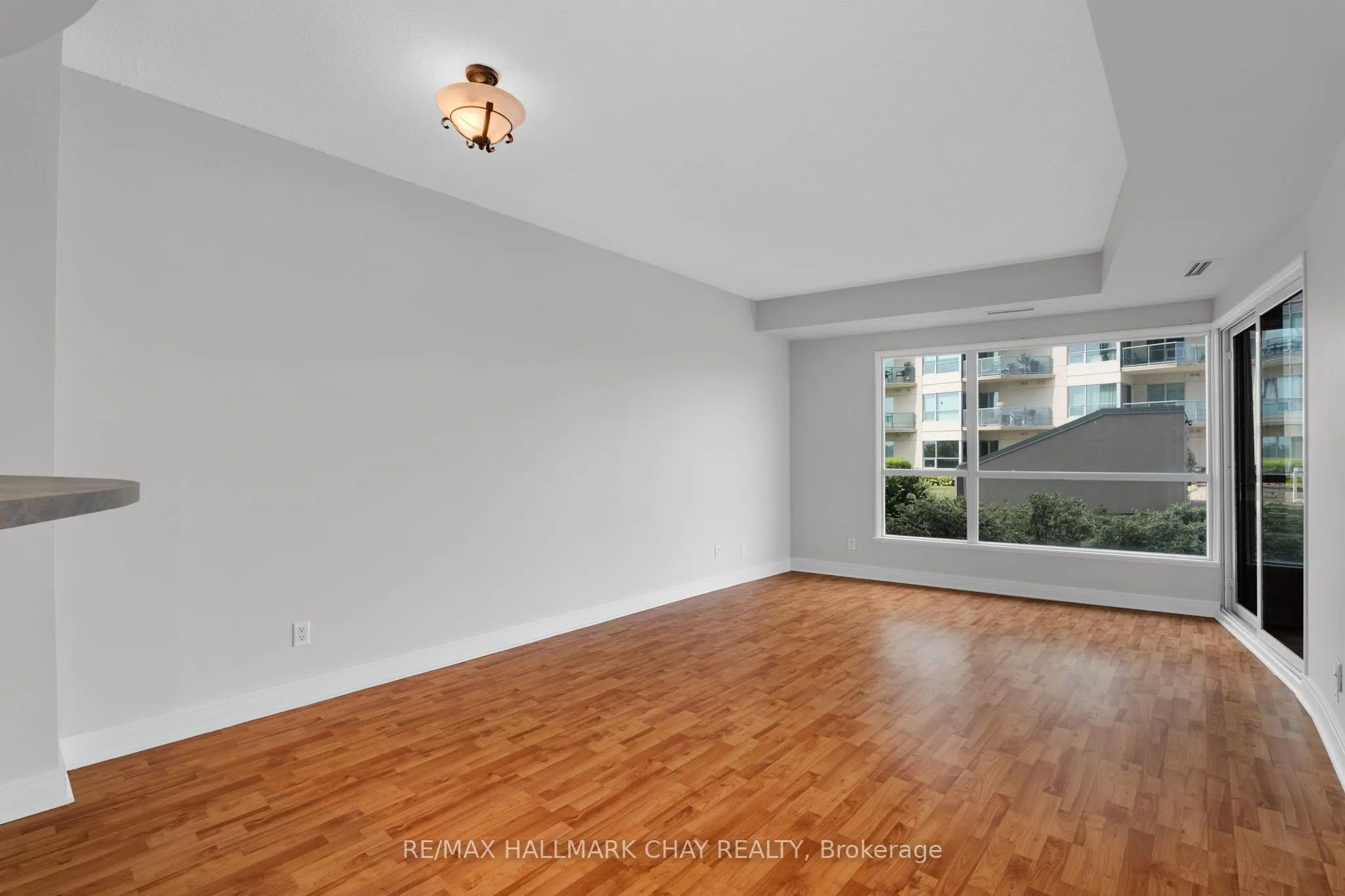 2 TORONTO Street, #307