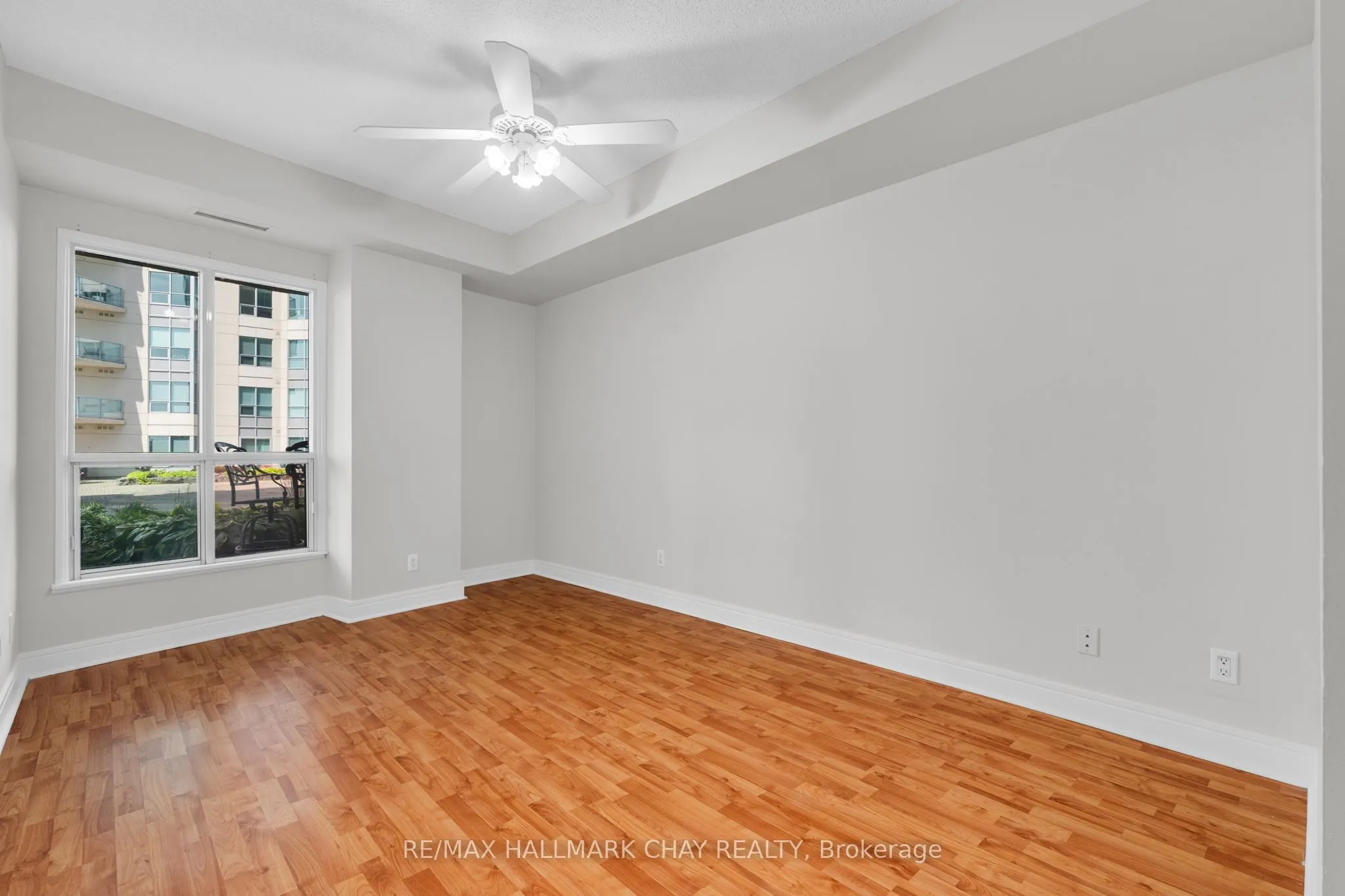 2 TORONTO Street, #307