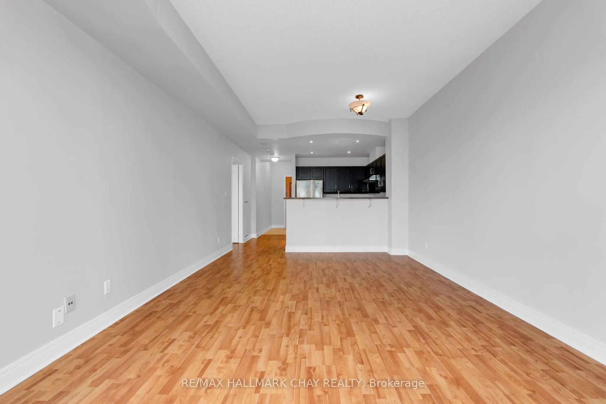 2 TORONTO Street, #307