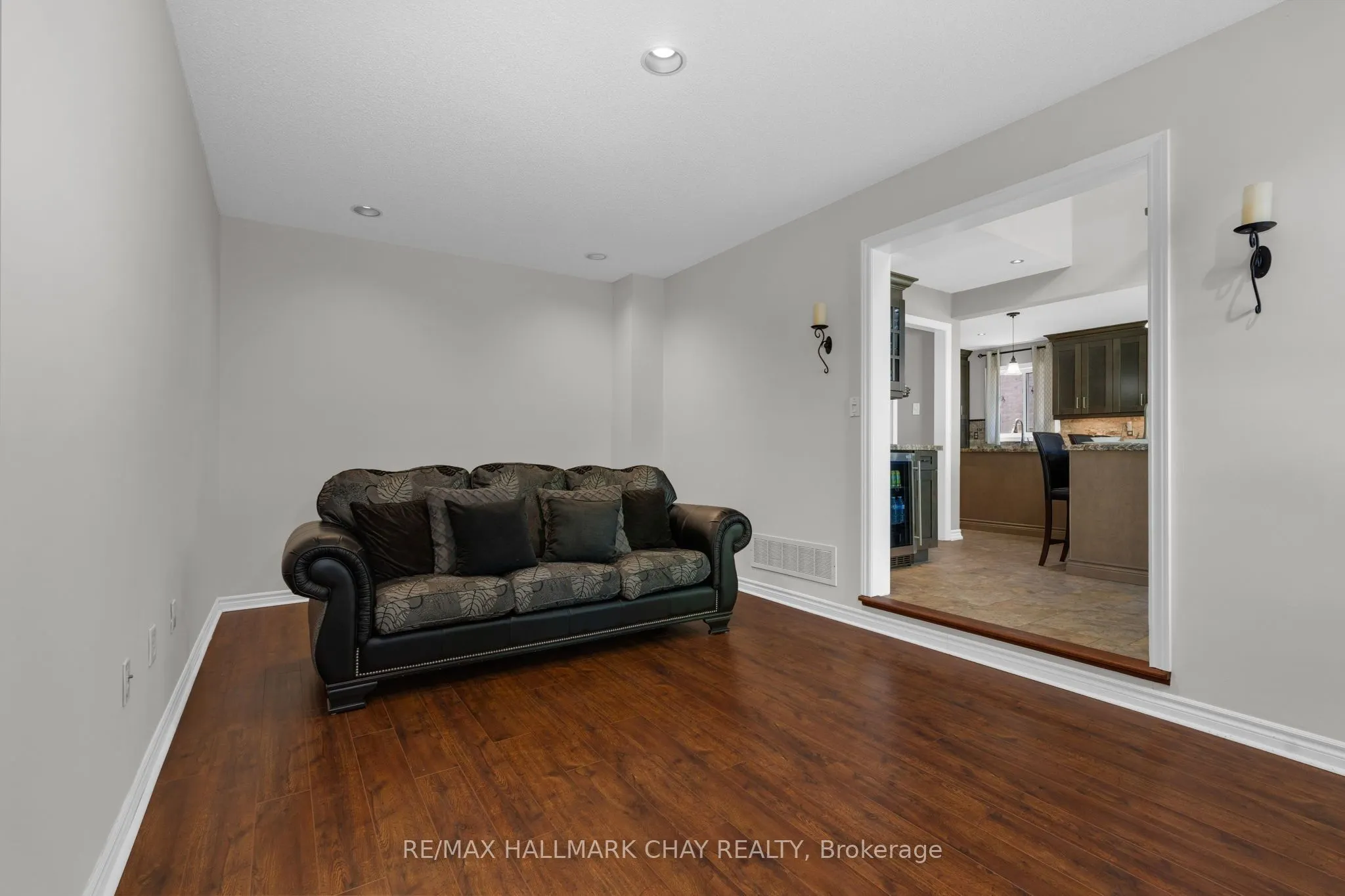 3 Meyer Avenue