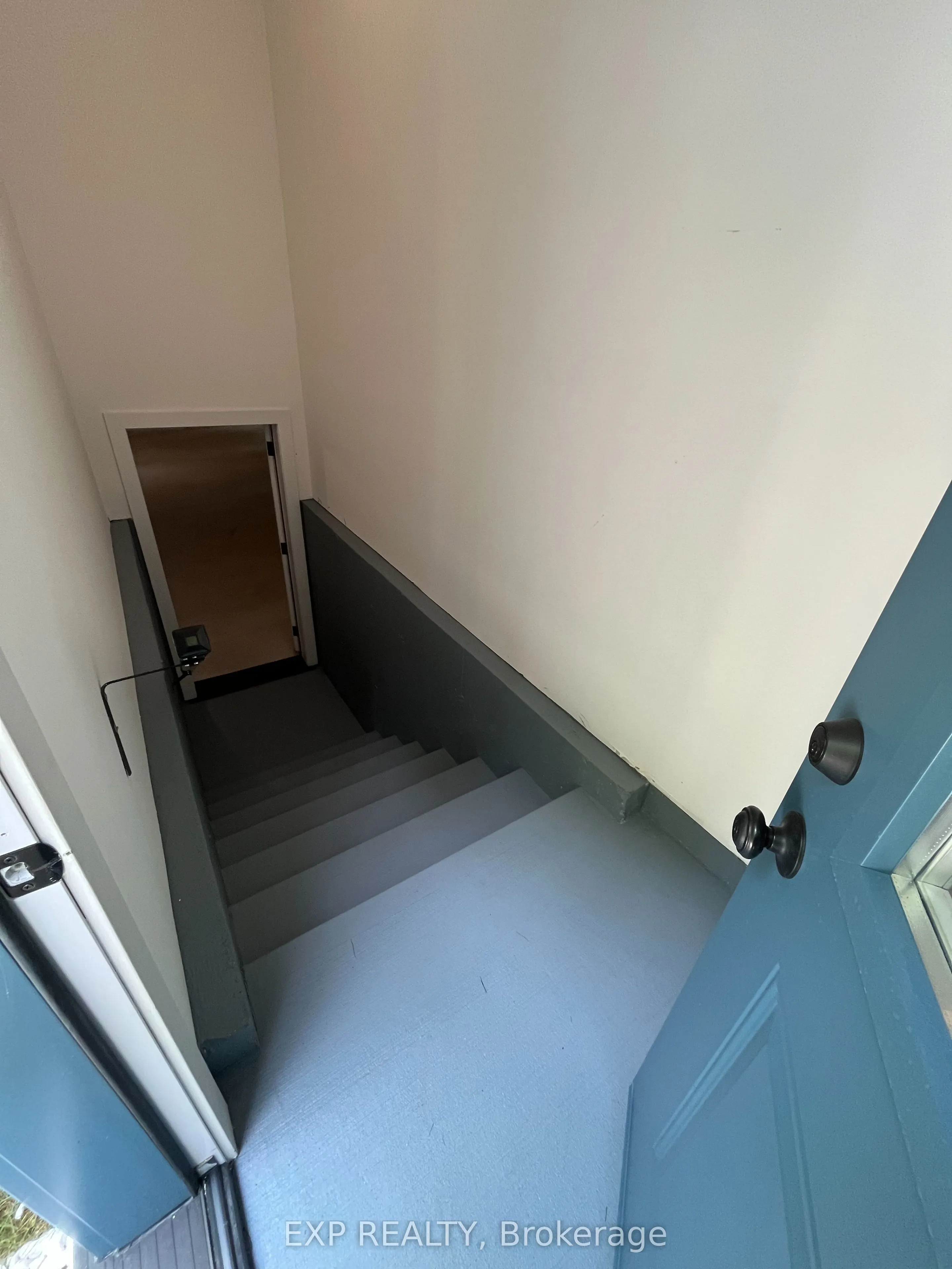 48 Iroquois Crescent