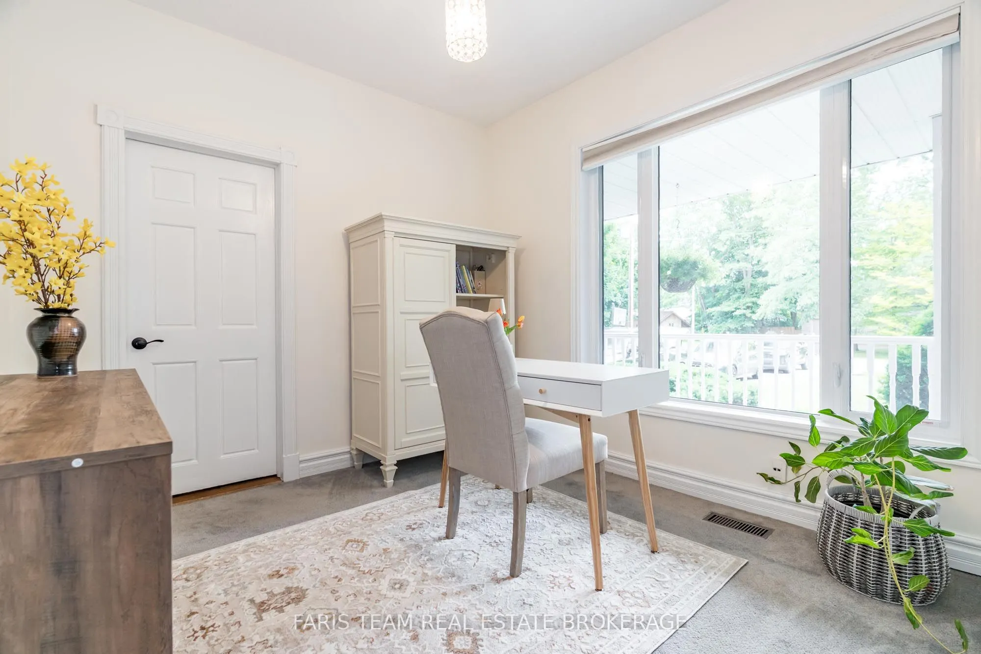 7 Bailey Crescent