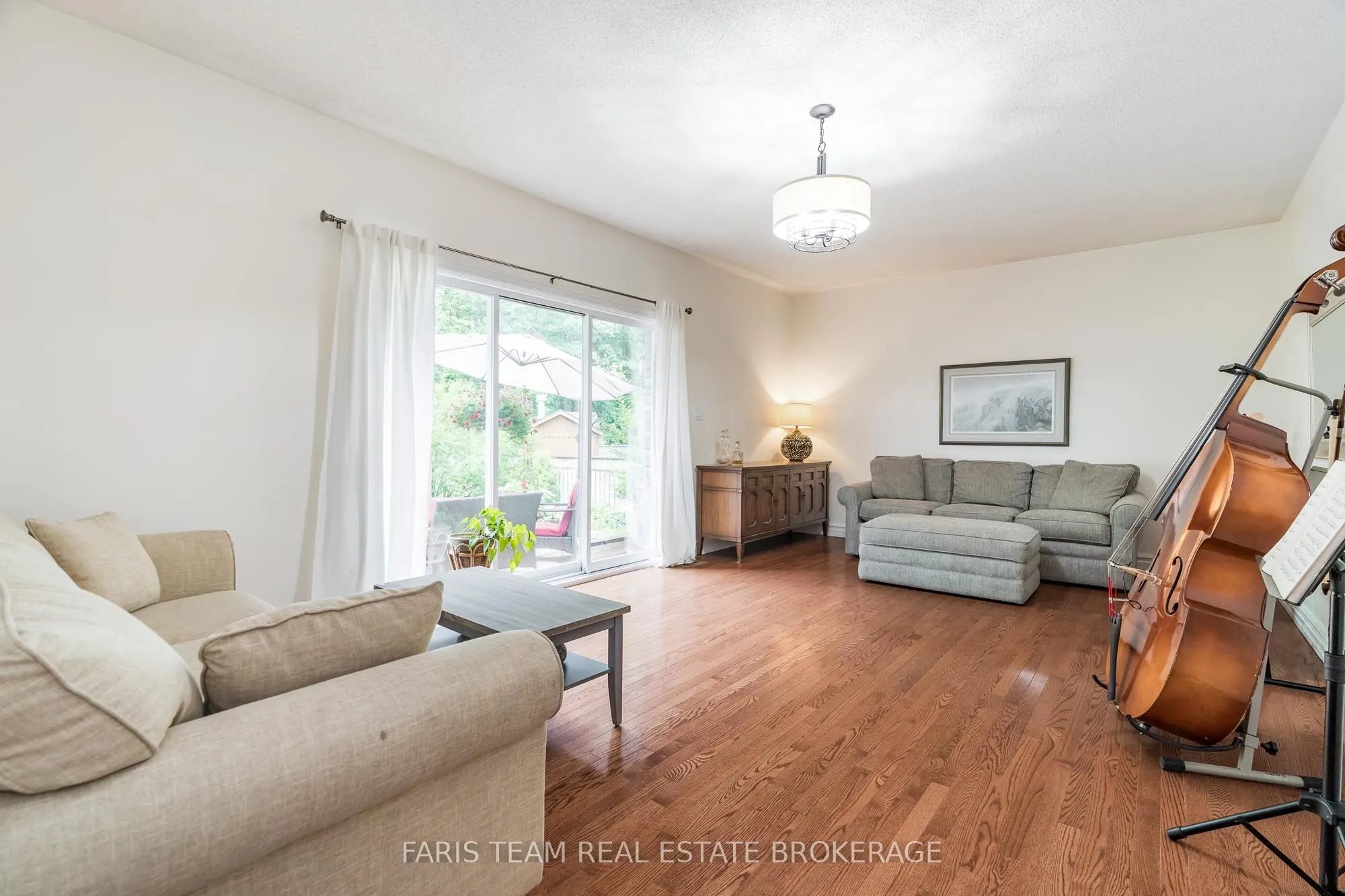 7 Bailey Crescent