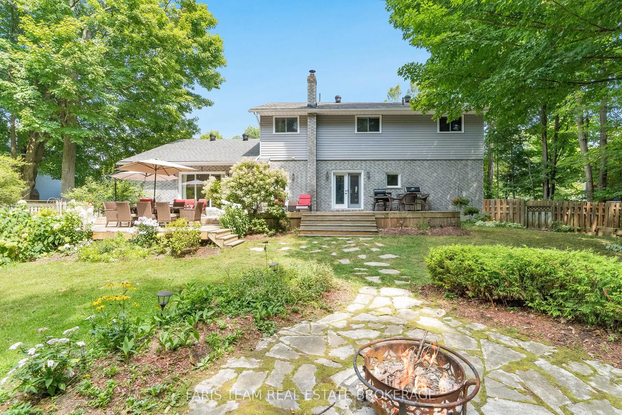 7 Bailey Crescent