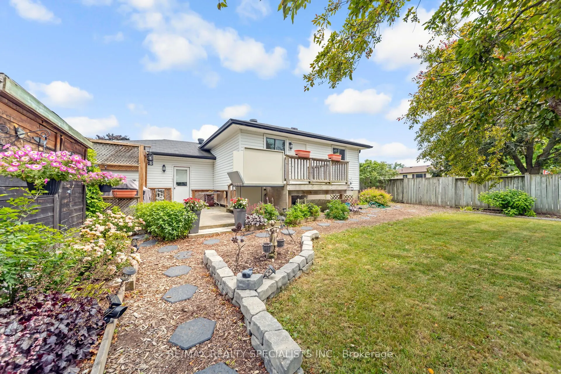 65 Bronte Crescent