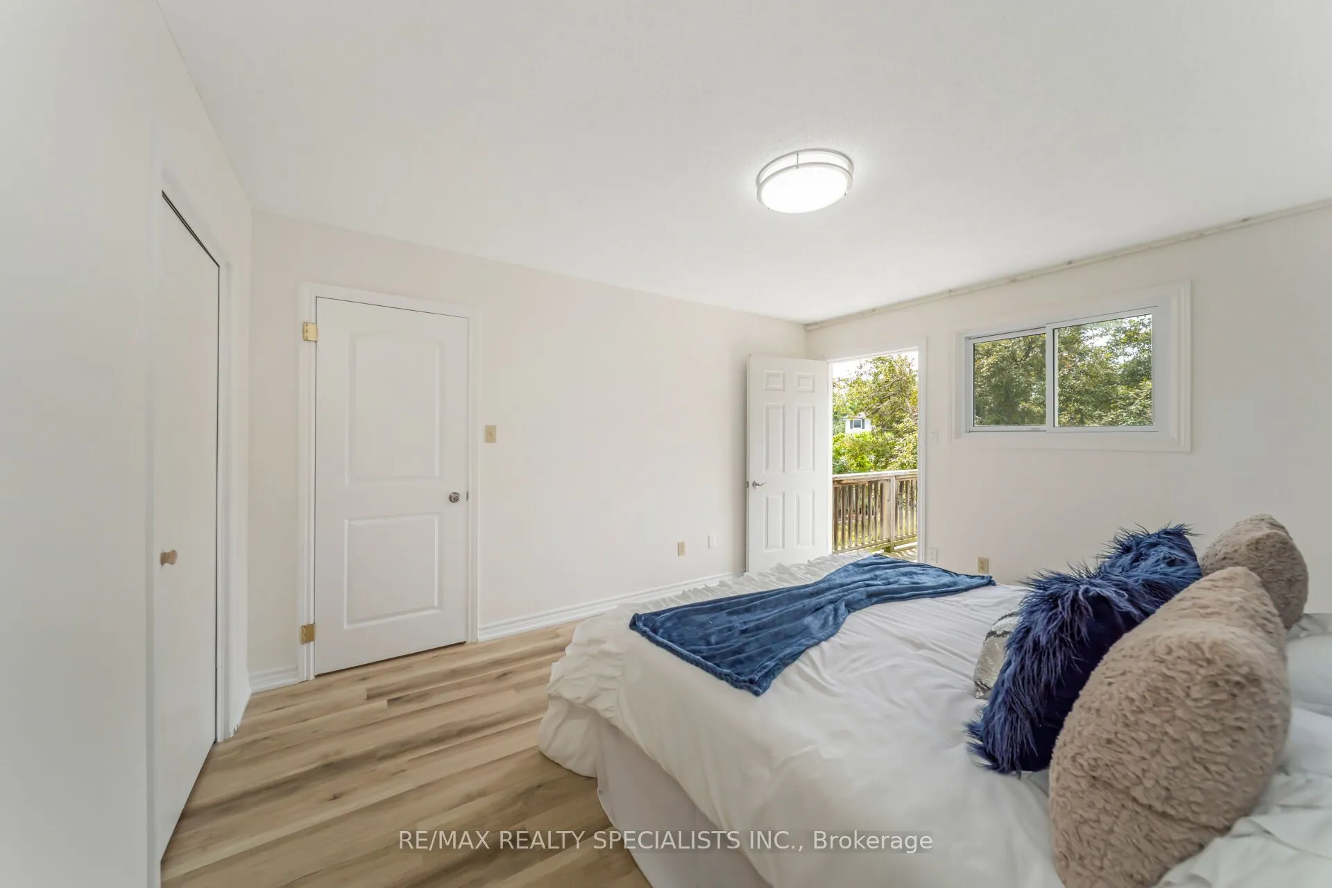65 Bronte Crescent