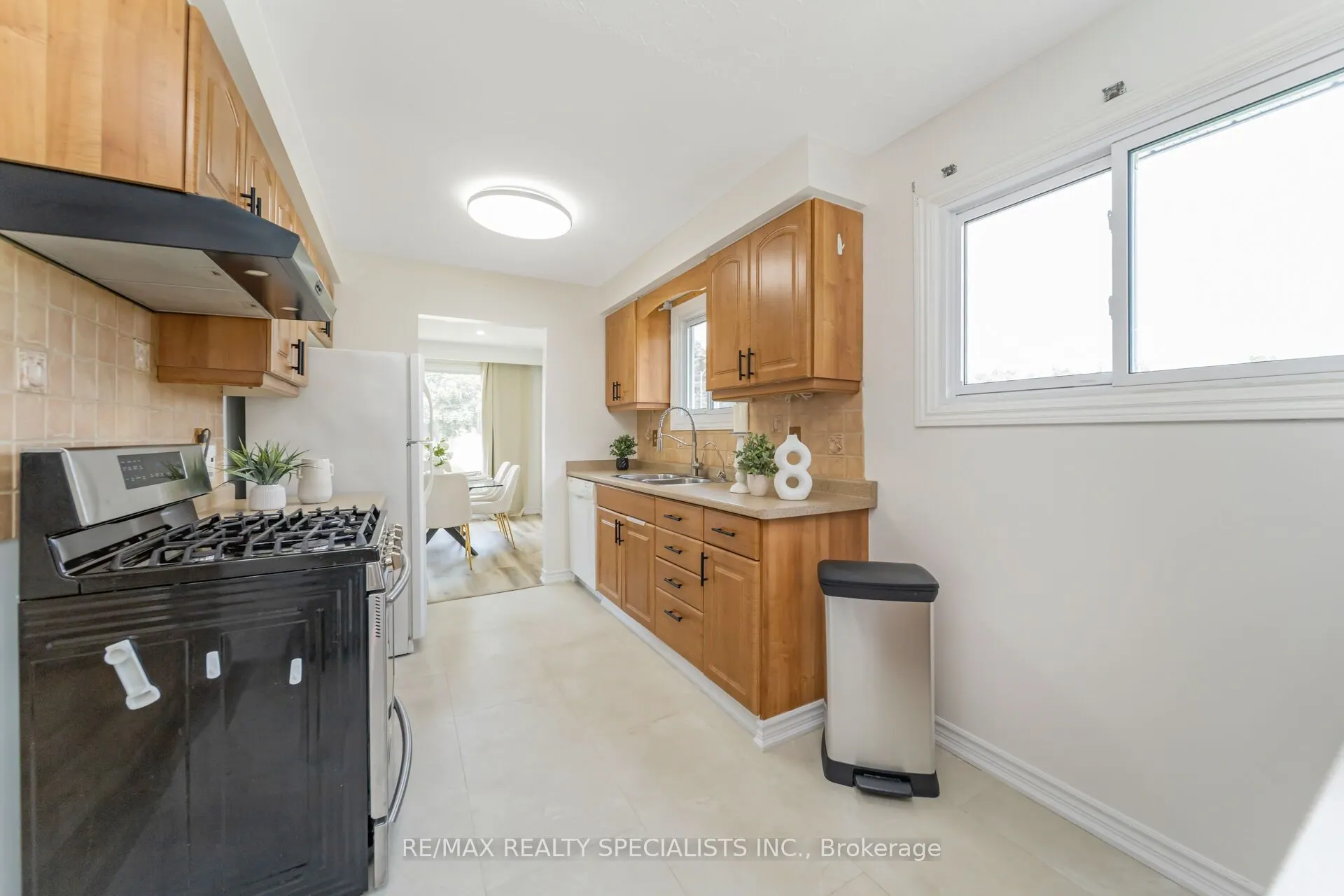 65 Bronte Crescent