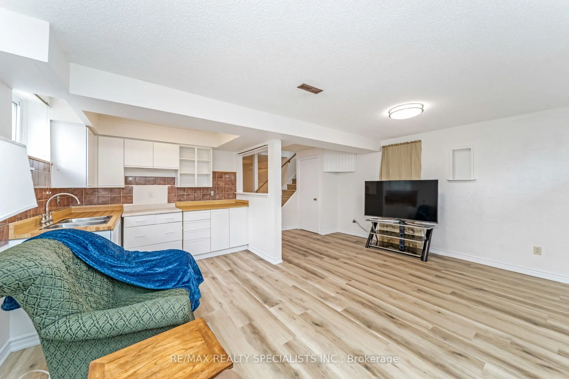 65 Bronte Crescent