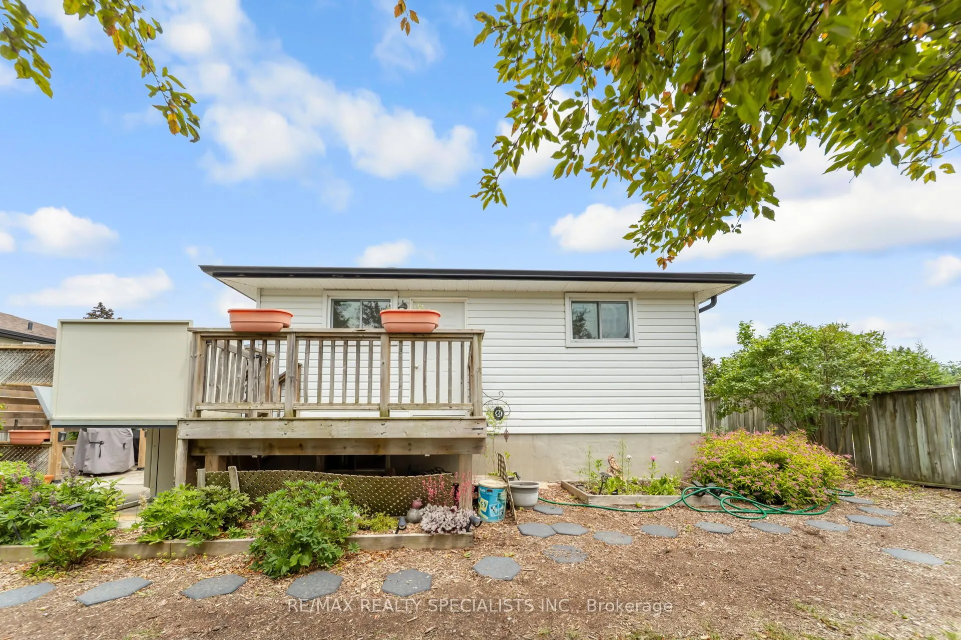 65 Bronte Crescent