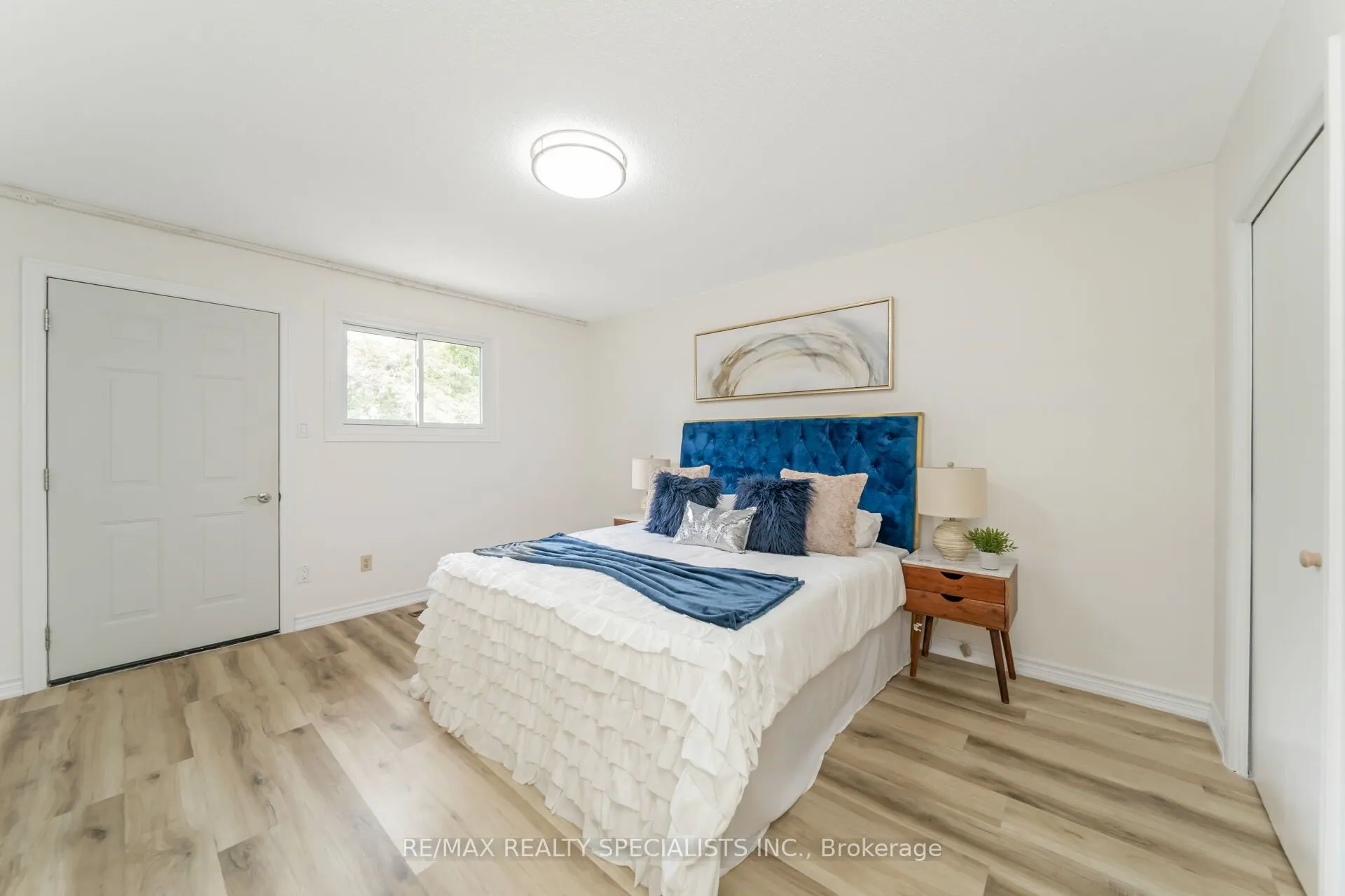 65 Bronte Crescent