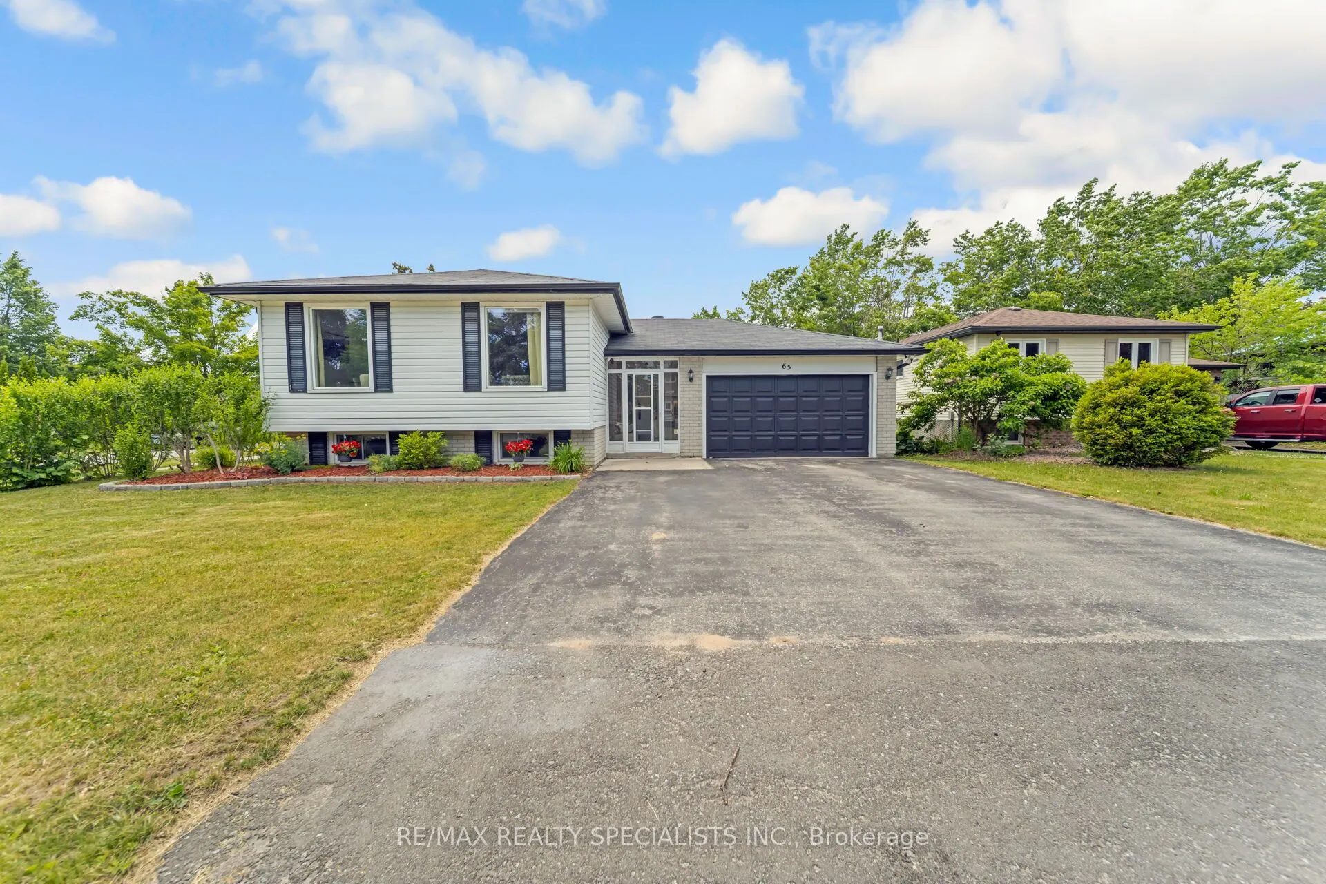 65 Bronte Crescent