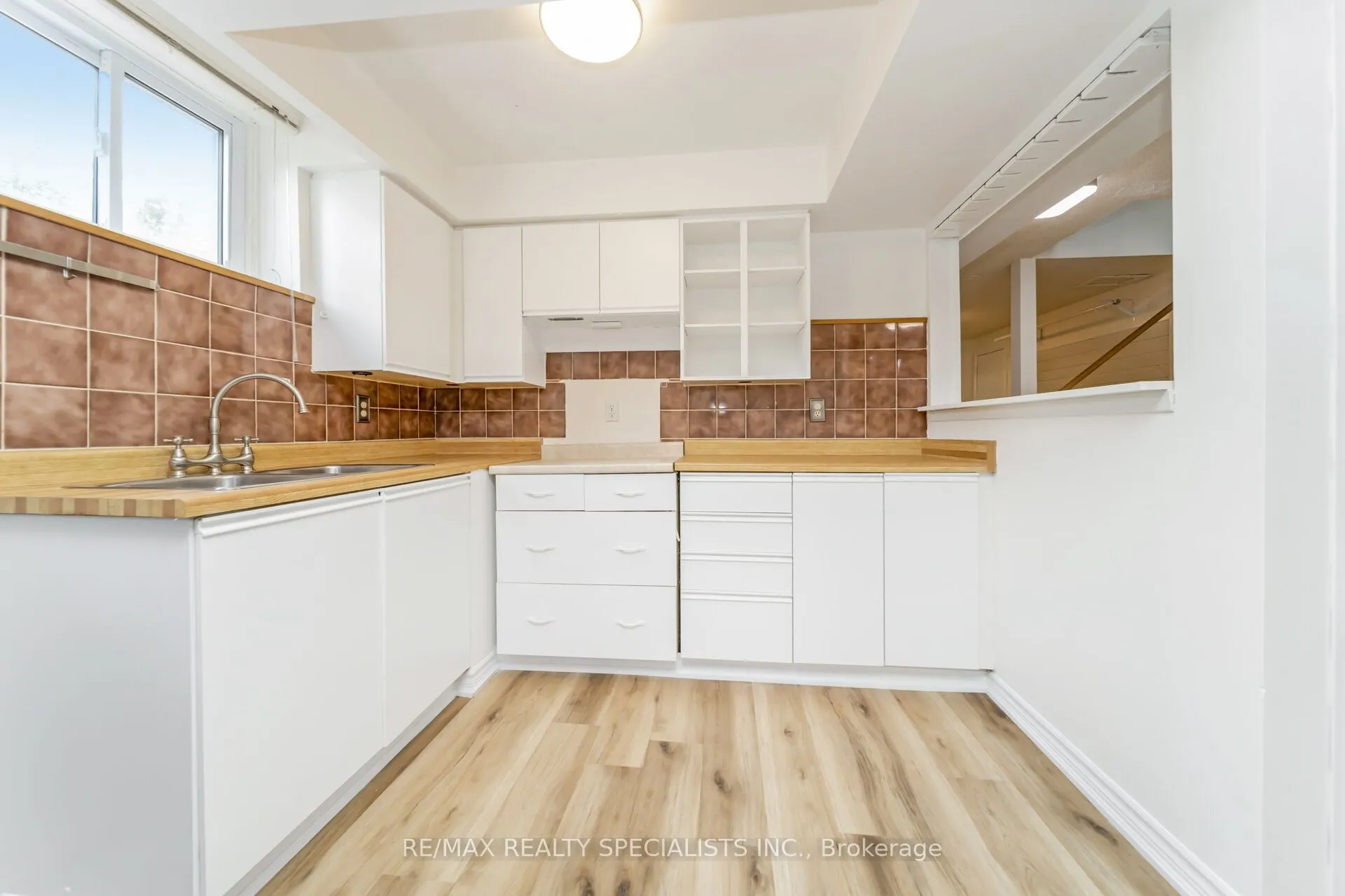 65 Bronte Crescent