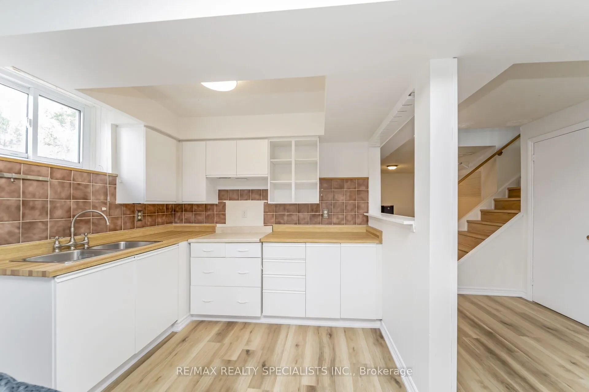 65 Bronte Crescent