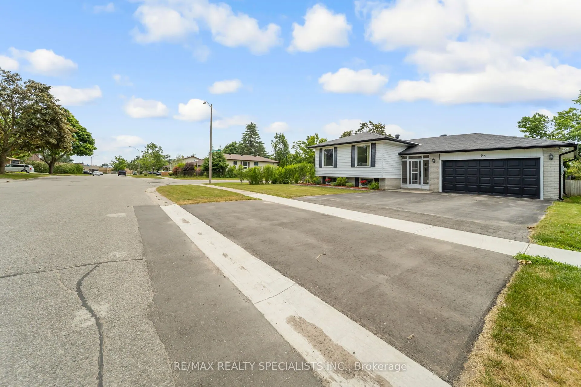65 Bronte Crescent