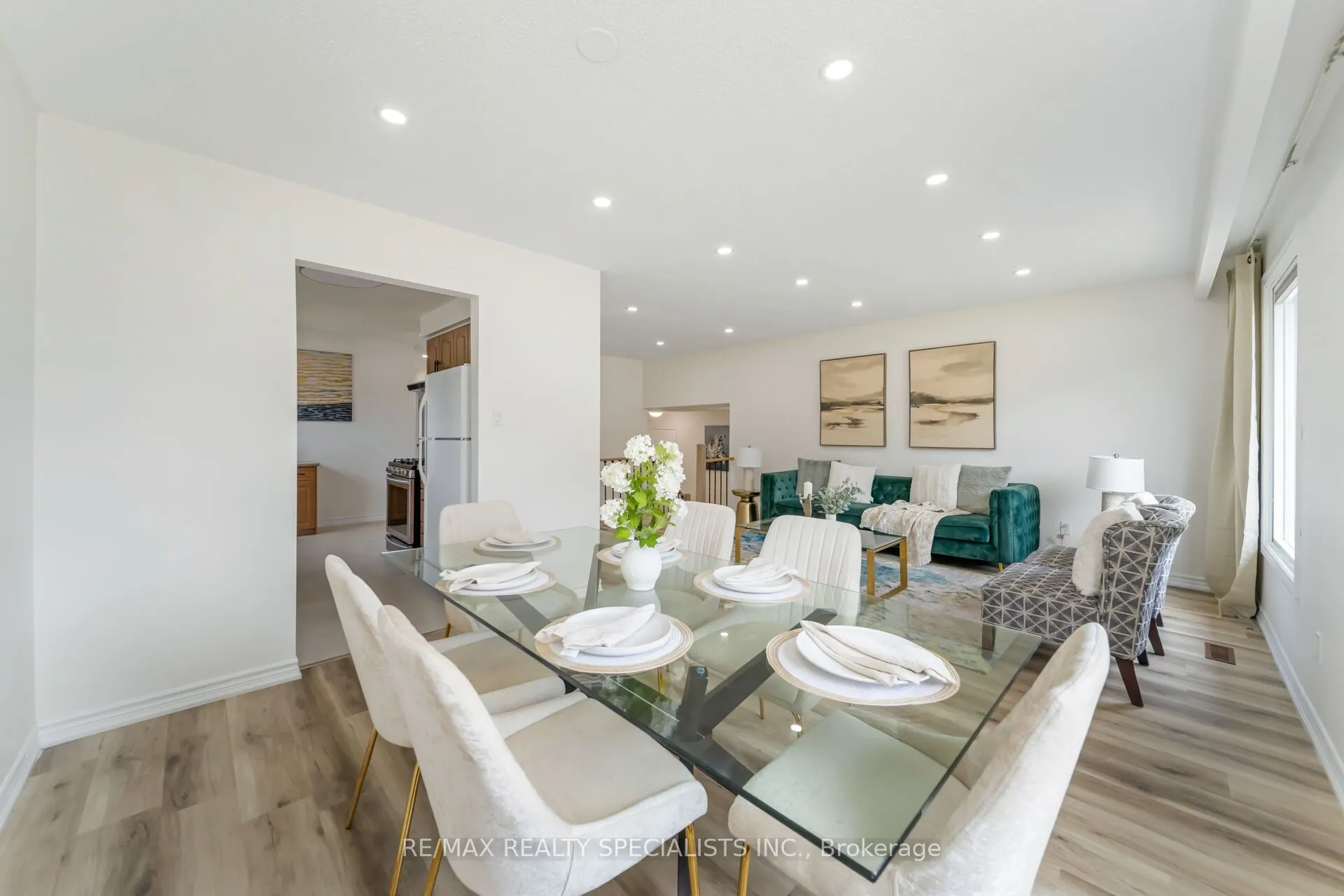 65 Bronte Crescent