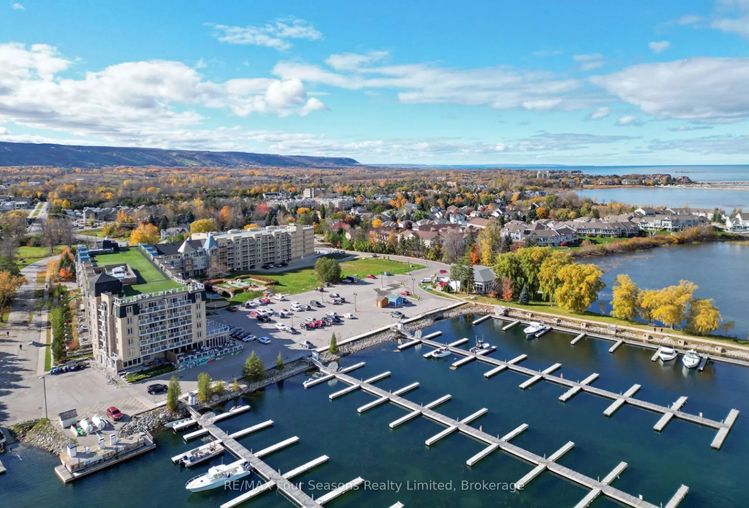 9 HARBOUR Street E, #5202-5204