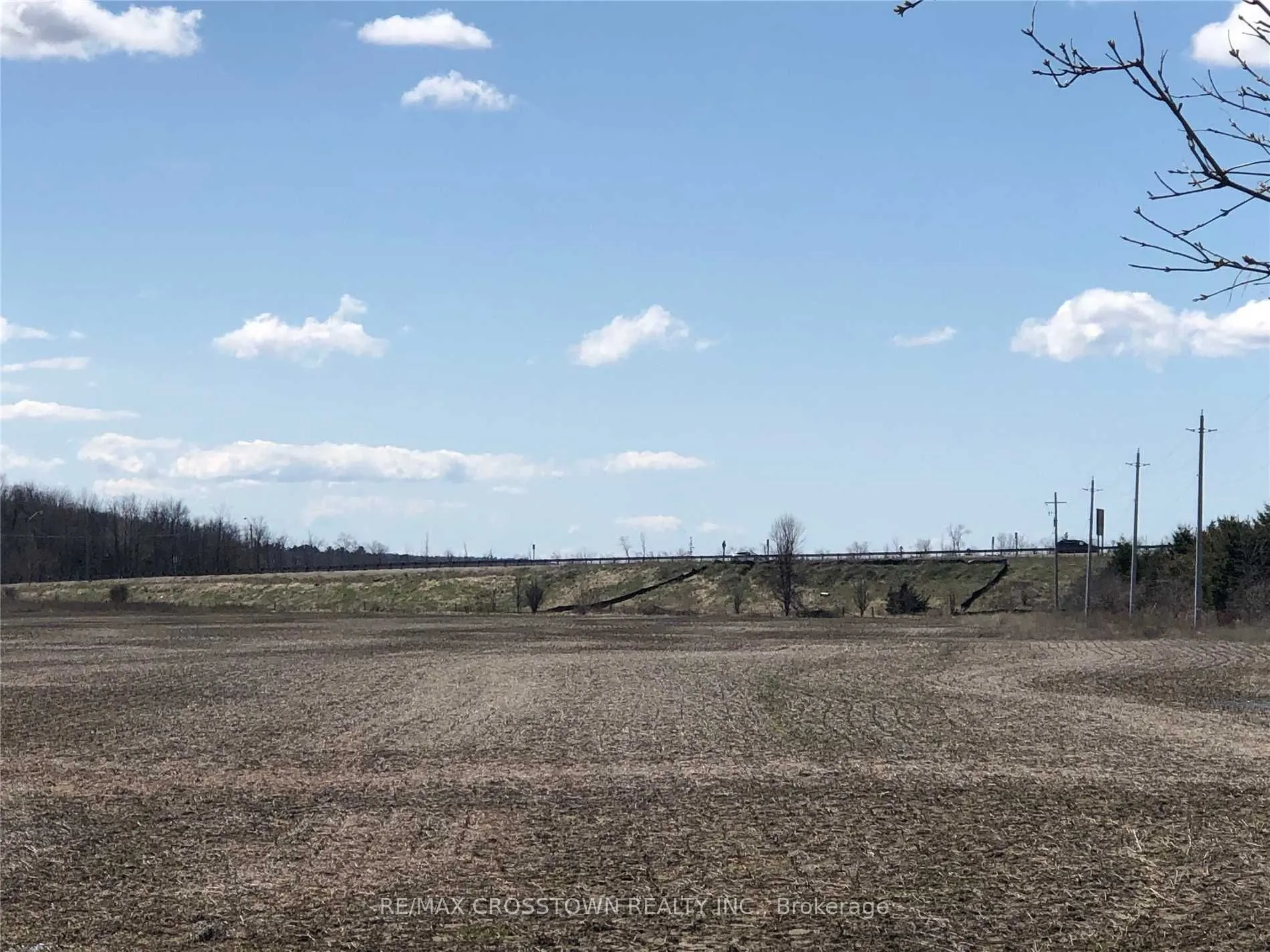 476 Penetanguishene Road