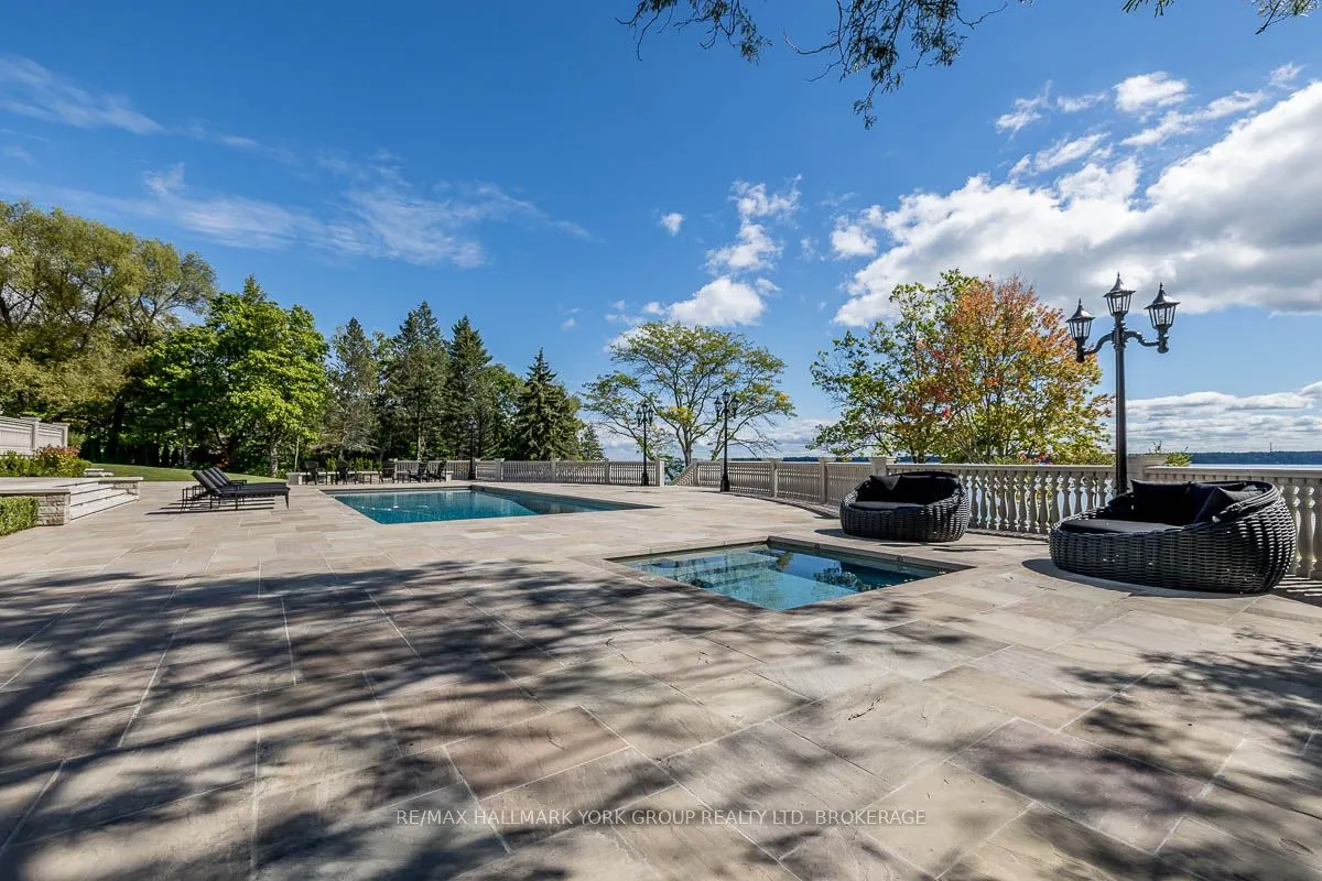 1775 Ridge Road W