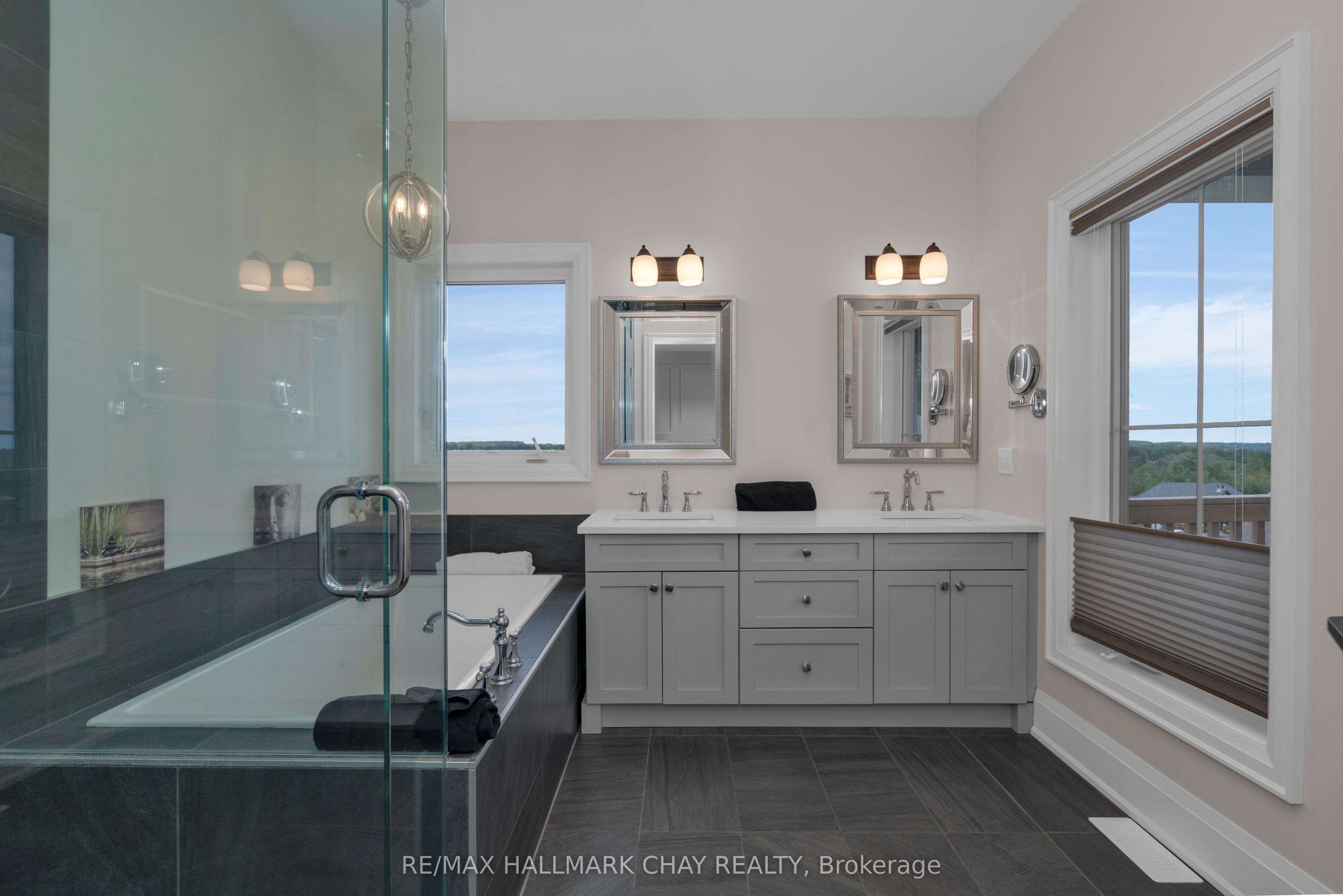28 Thoroughbred Drive