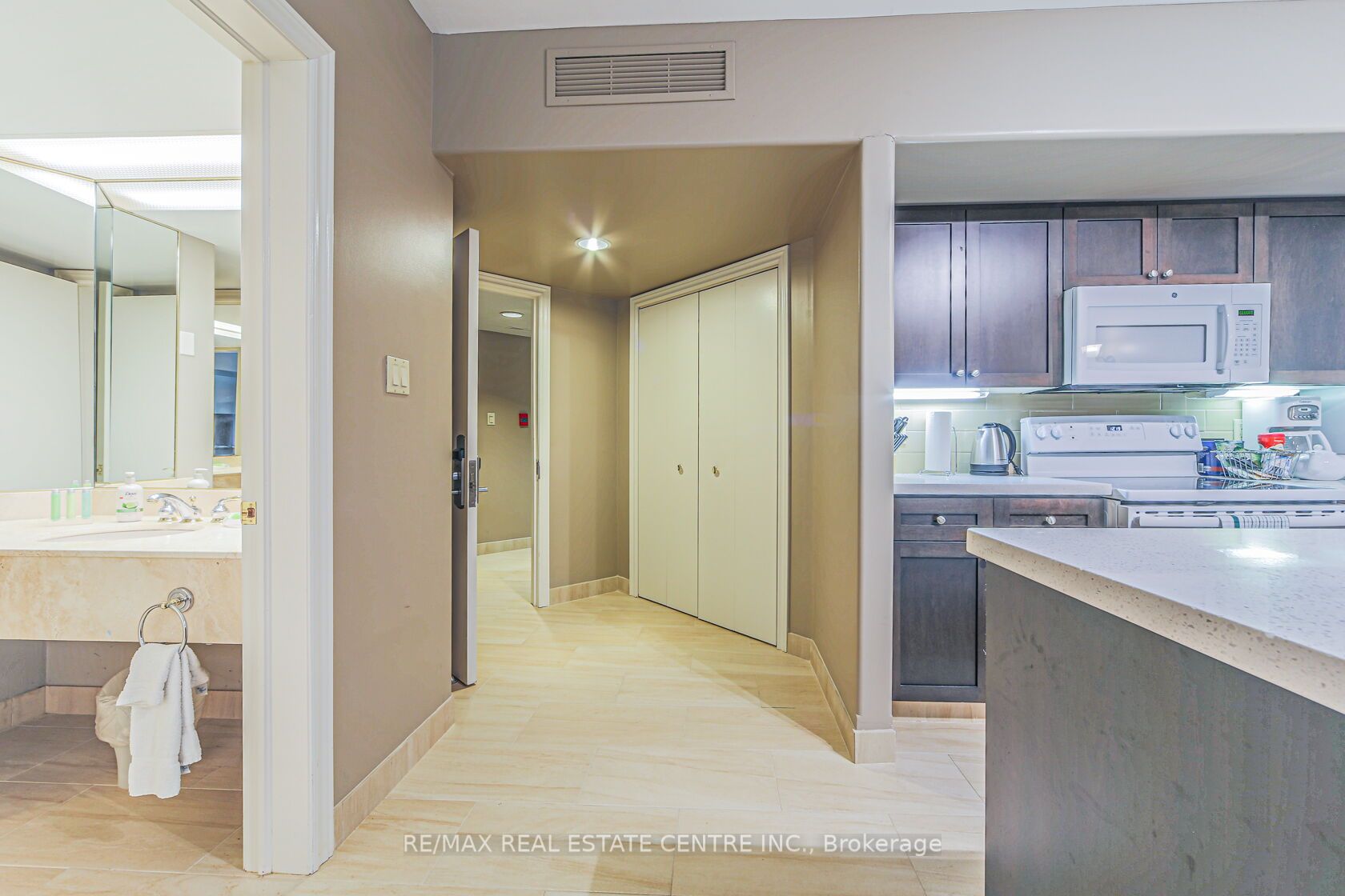 90 Highland Drive, #2040-41