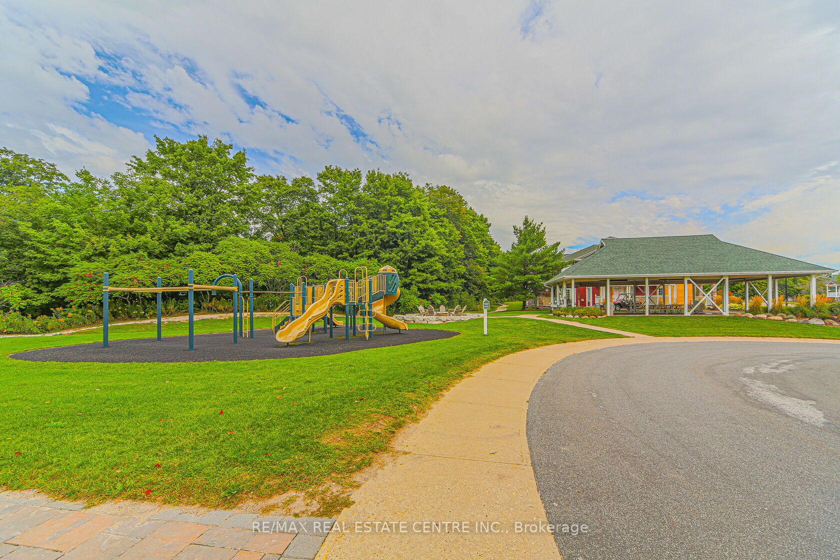 90 Highland Drive, #2040-41