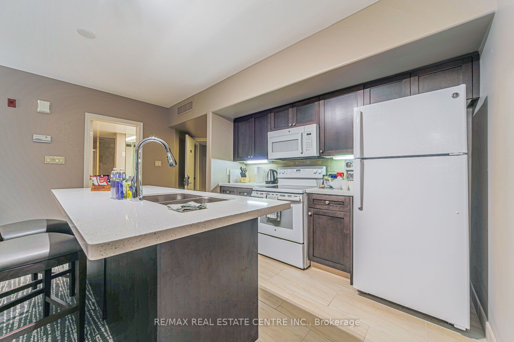 90 Highland Drive, #2446-47