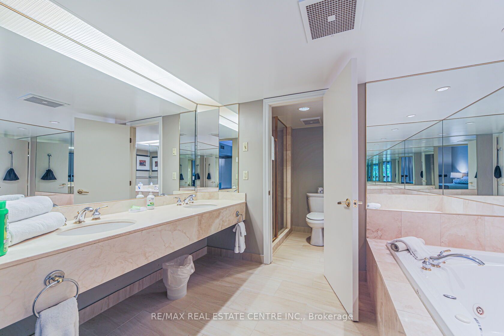 90 Highland Drive, #2446-47
