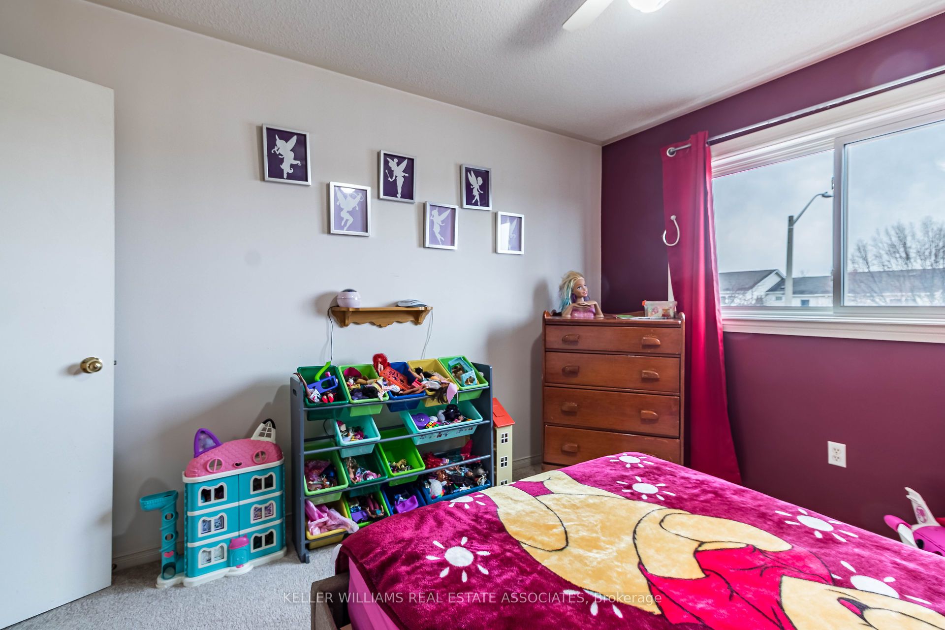 186 Pickett Crescent