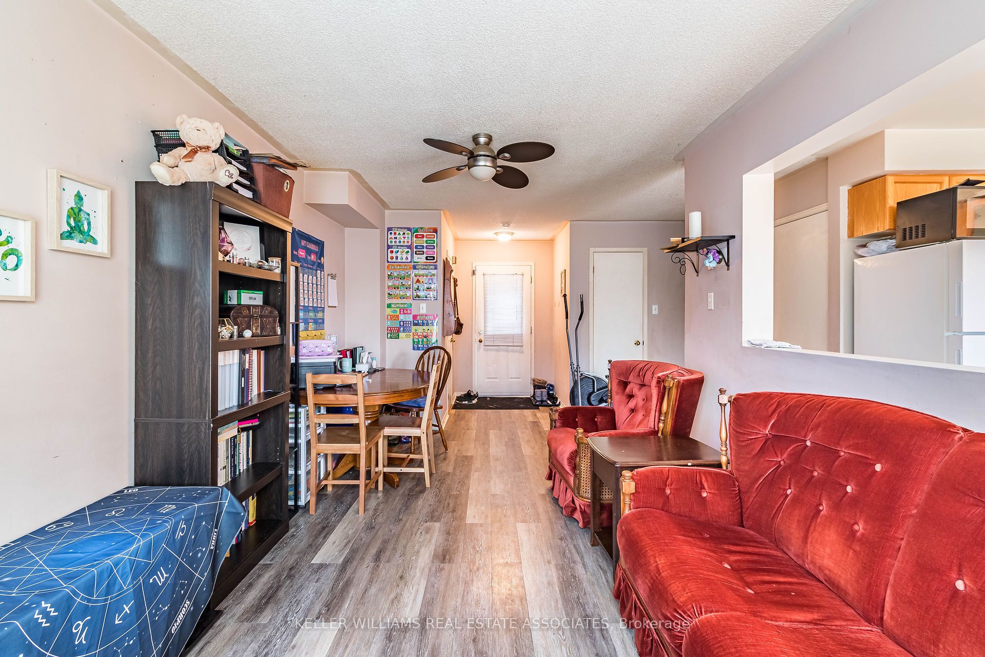 186 Pickett Crescent